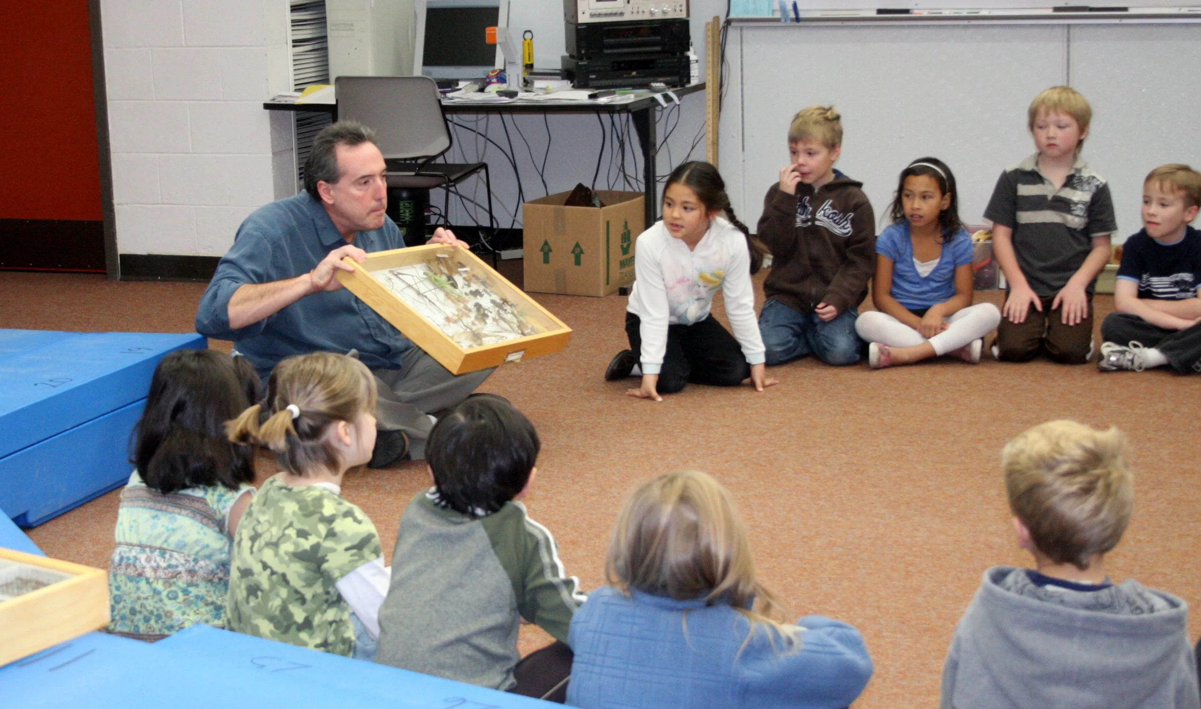 2008-11-21 BUG DAY IN COKIES CLASS (18).JPG