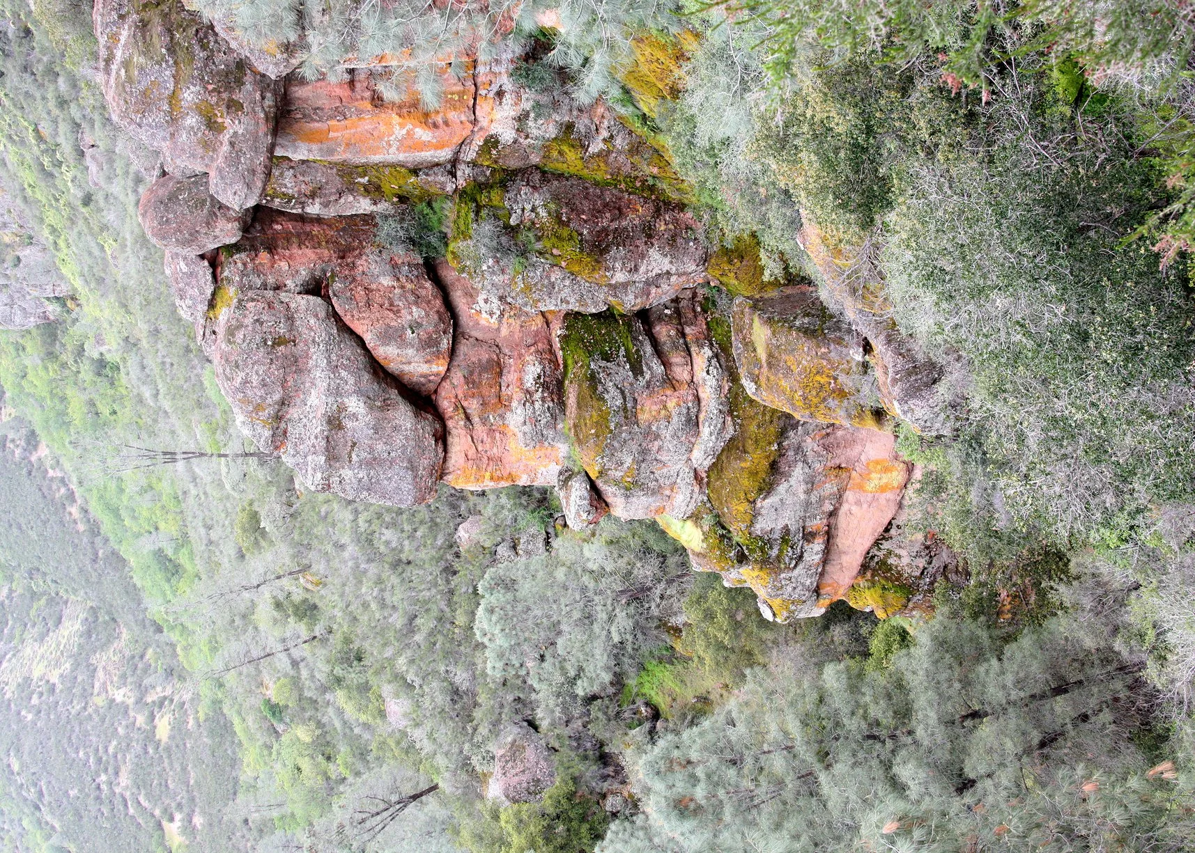 PINNACLES NATIONAL MONUMENT CALIFORNIA - VIEWS OF THE REGION.JPG