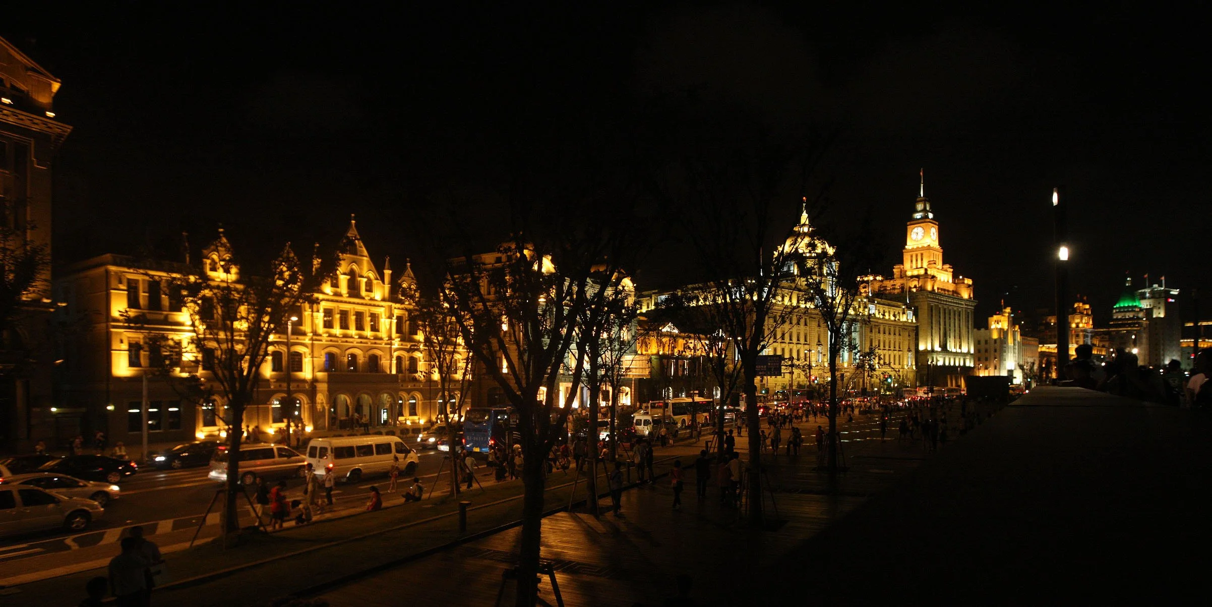 SHANGHAI NIGHT OUT - THE BUND IN AUGUST (33).JPG