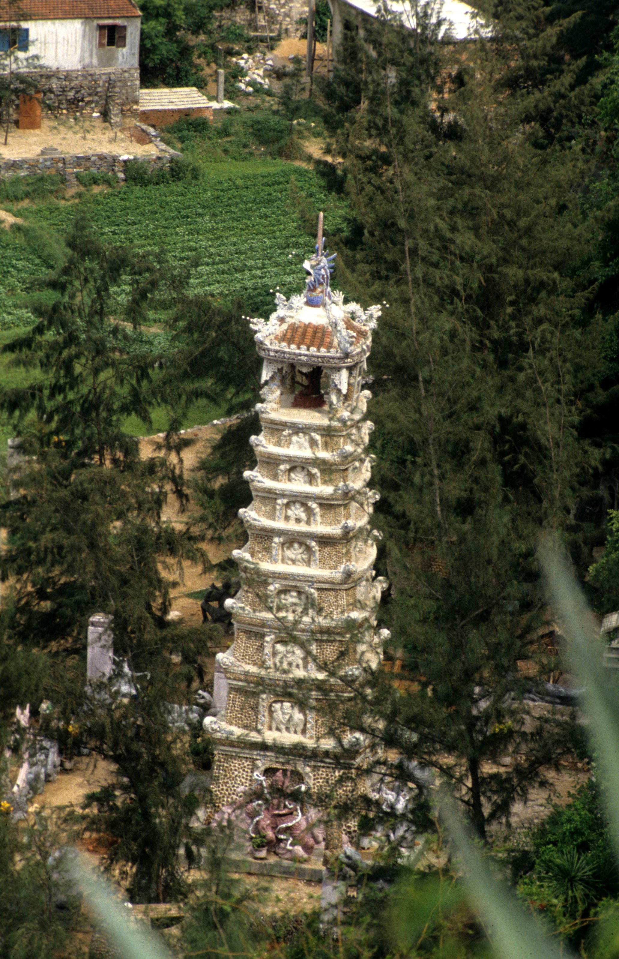 DANANG - MARBLE MOUNTAIN SCENERAY.jpg