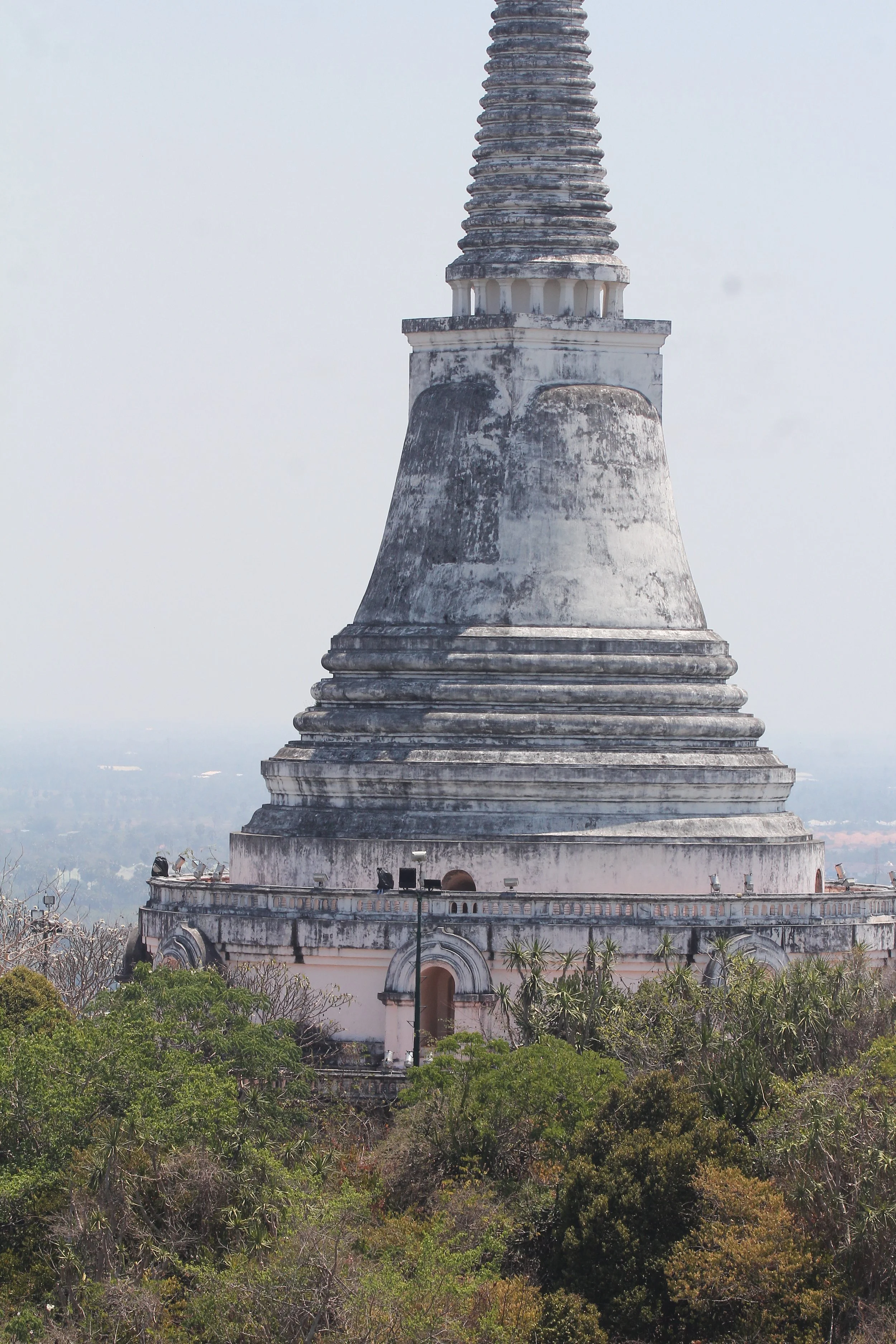2020 Petchaburi Temple Trip with Cokie (118).JPG