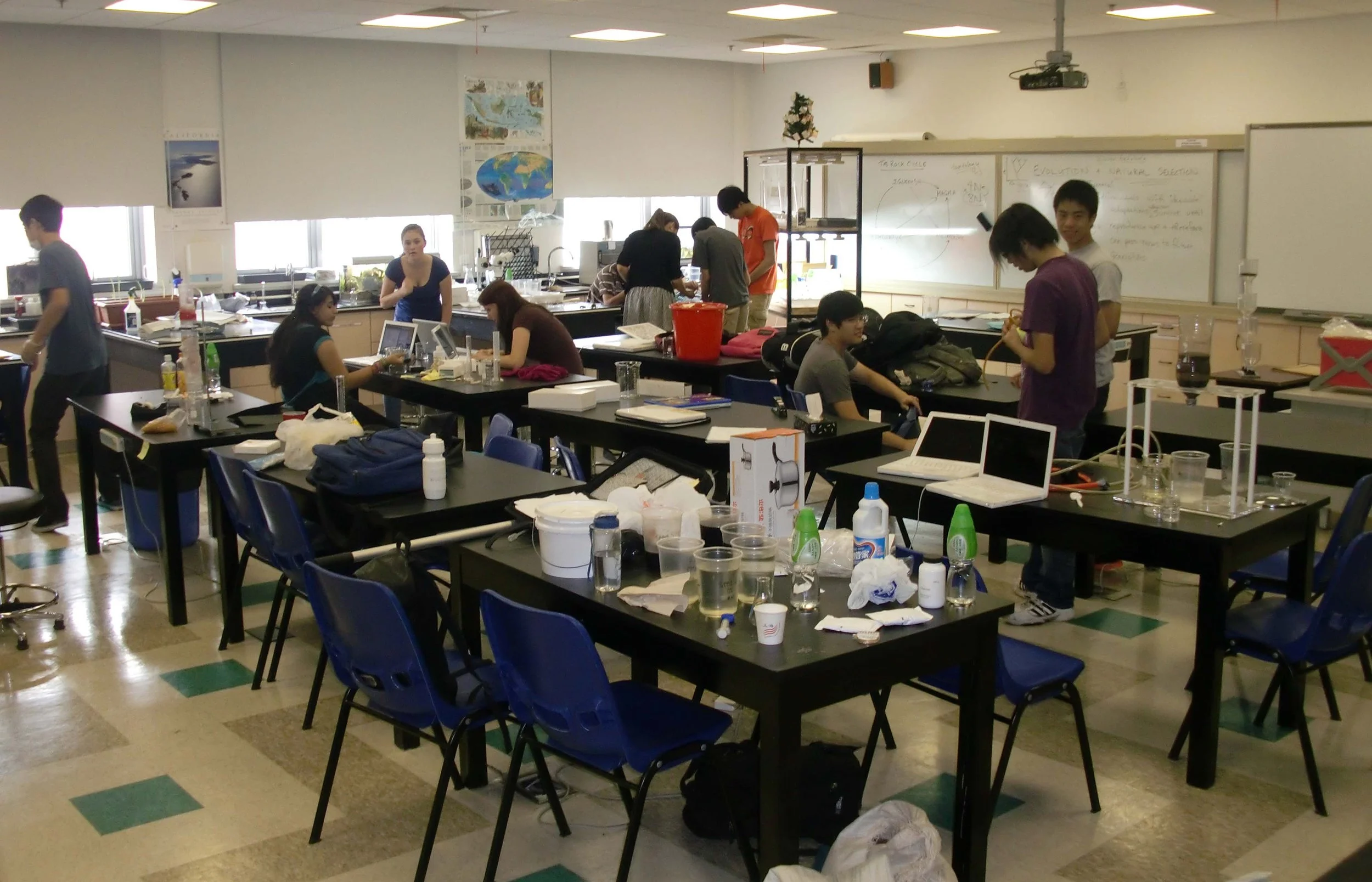 GROUP 4 PROJECTS - SEPTEMBER 2011 (19).JPG