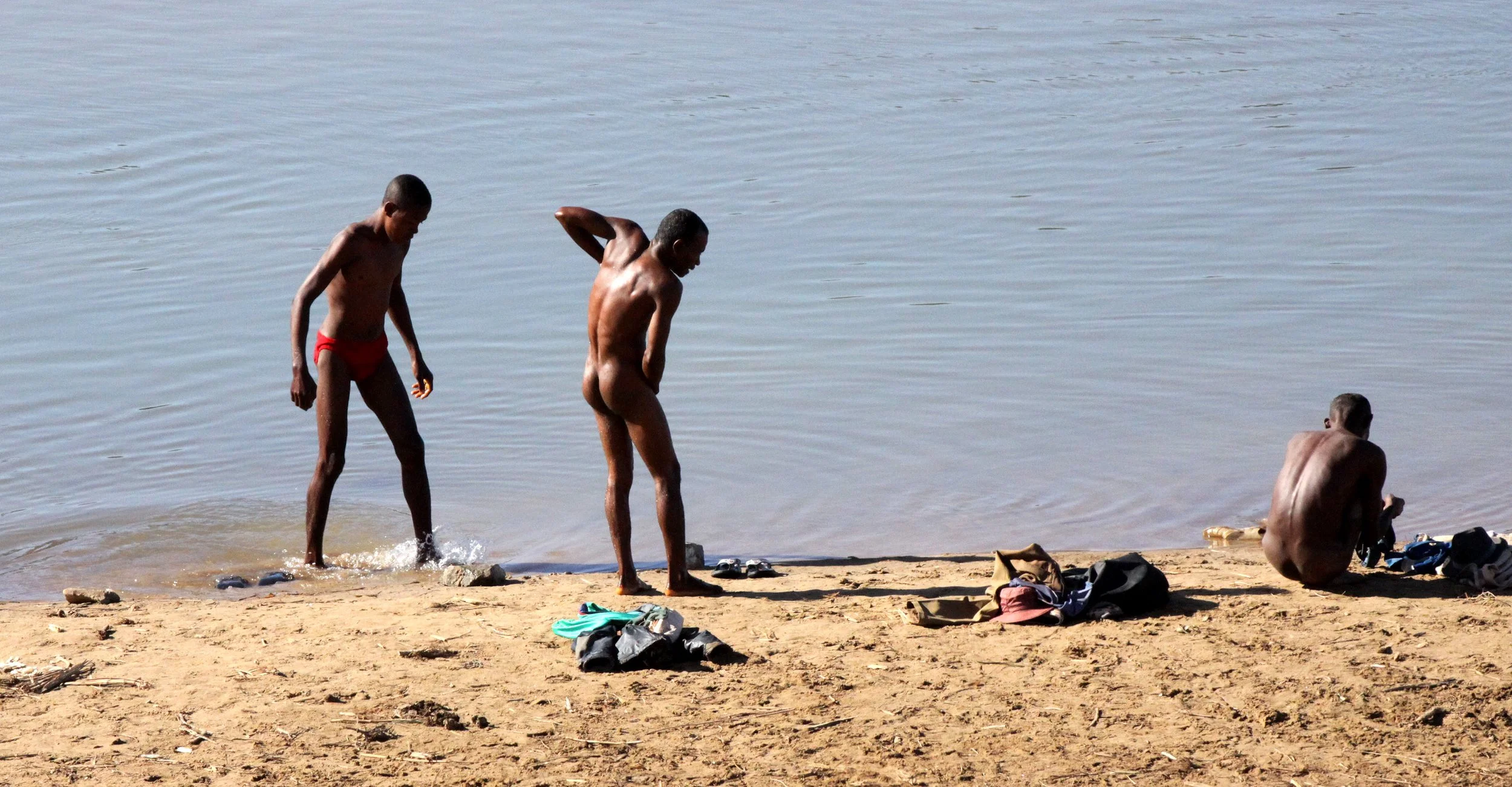 ANTANDROY VILLAGE - BERENTY RESERVE MADAGASCAR (5).JPG