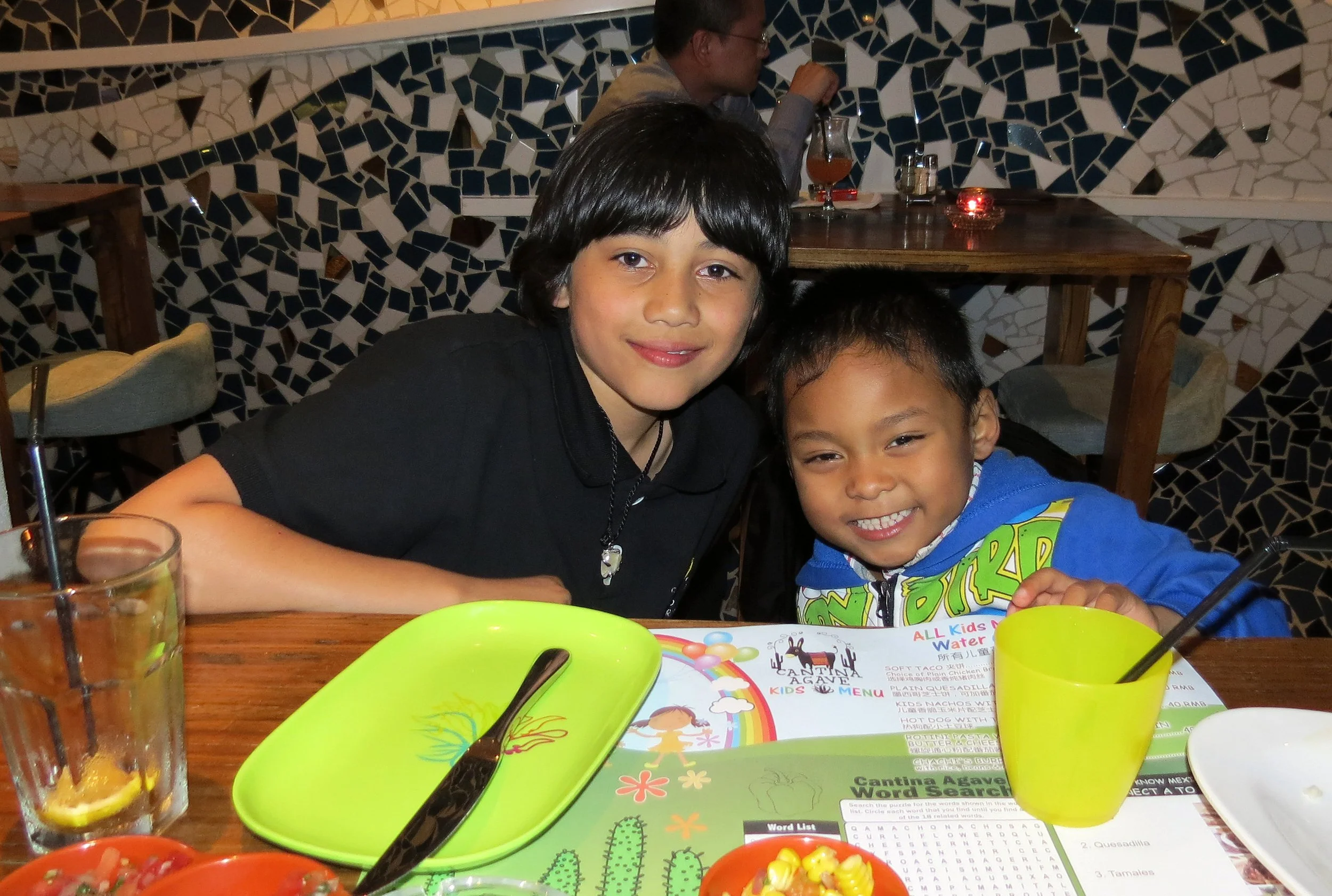 SHANGHAI - CANTINA AGAVE WITH TAYA AND FAMILY! (7).JPG