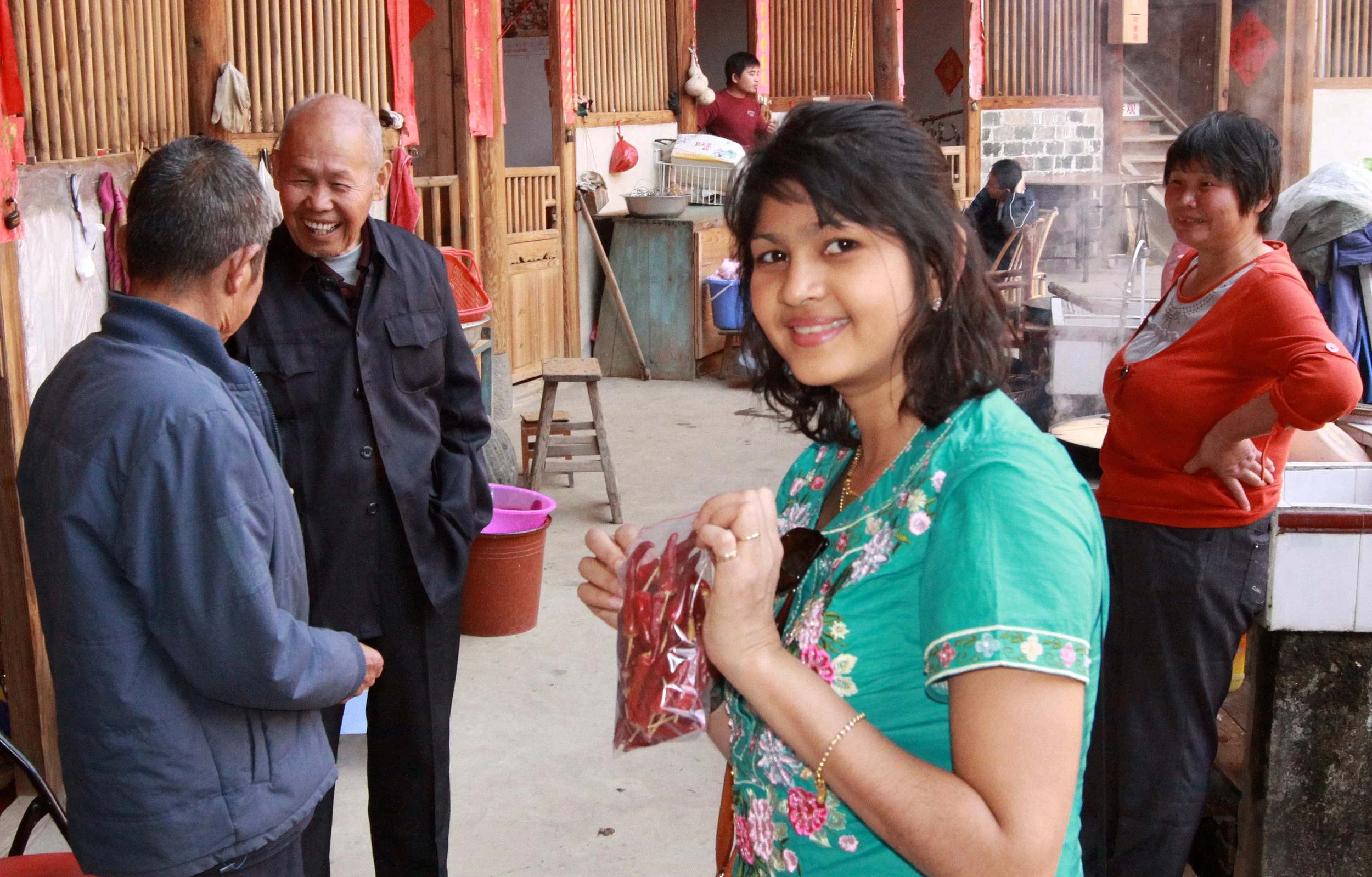 TIANLOUKENG HAKKA CLUSTER - FUJIAN CHINA (112).JPG