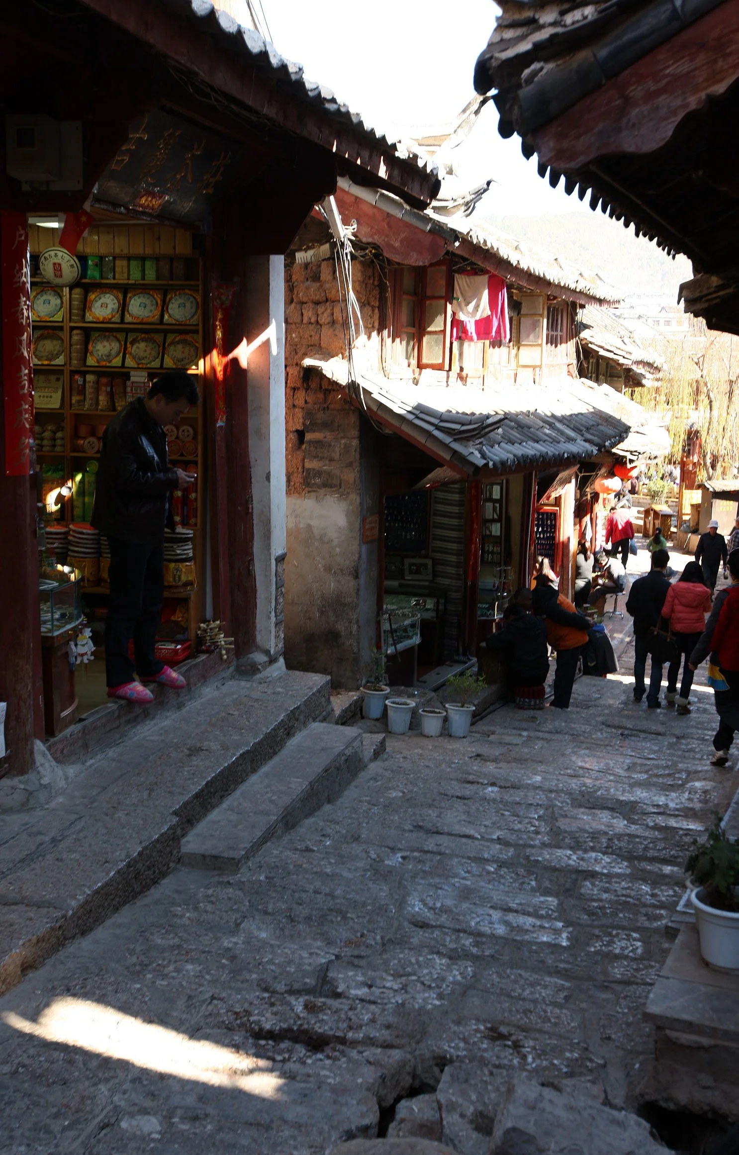 YUNNAN - LIJIANG ANCIENT TOWN - CHINA (24).JPG