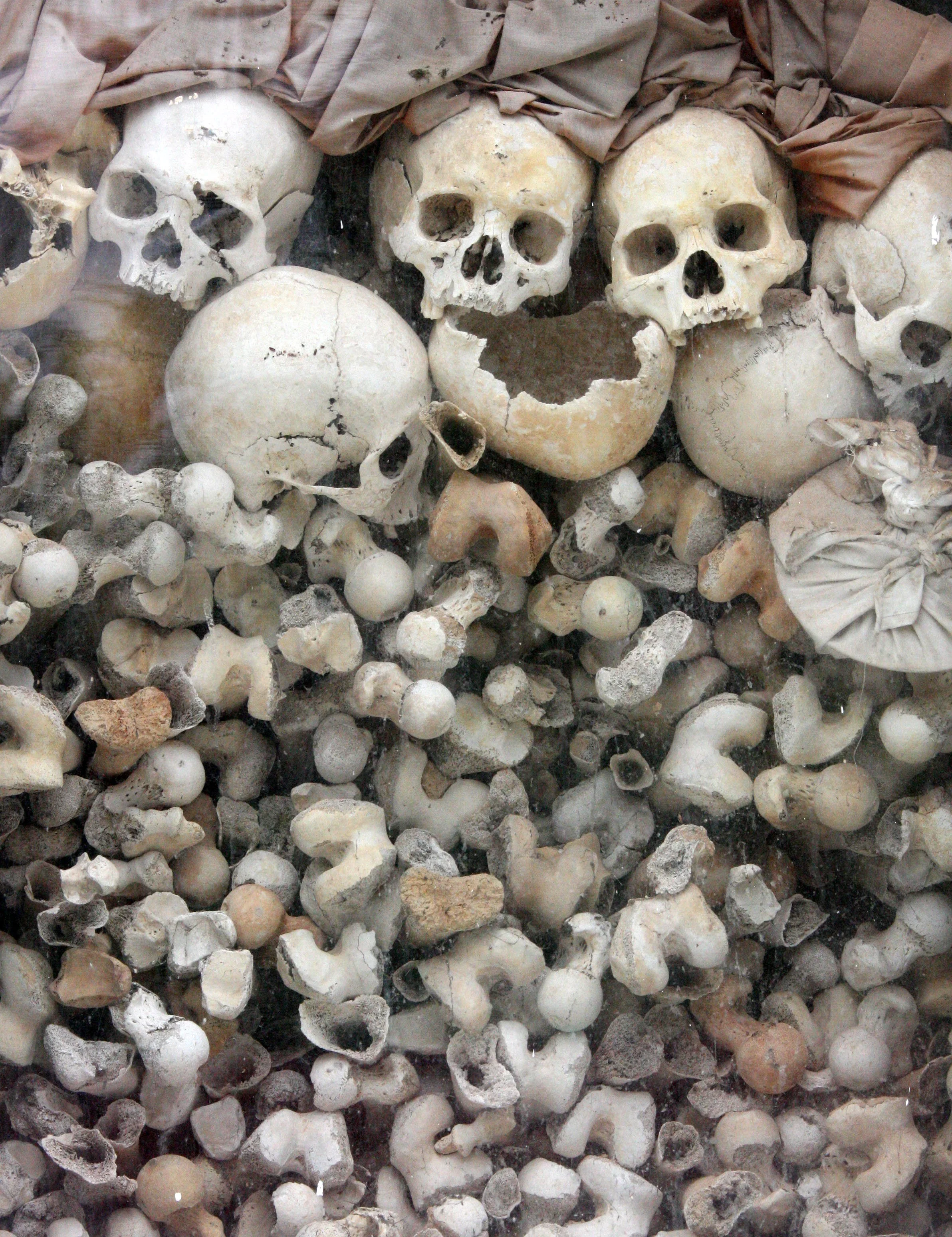 KILLING FIELDS CAMBODIA - SIEM REAP  (8).JPG