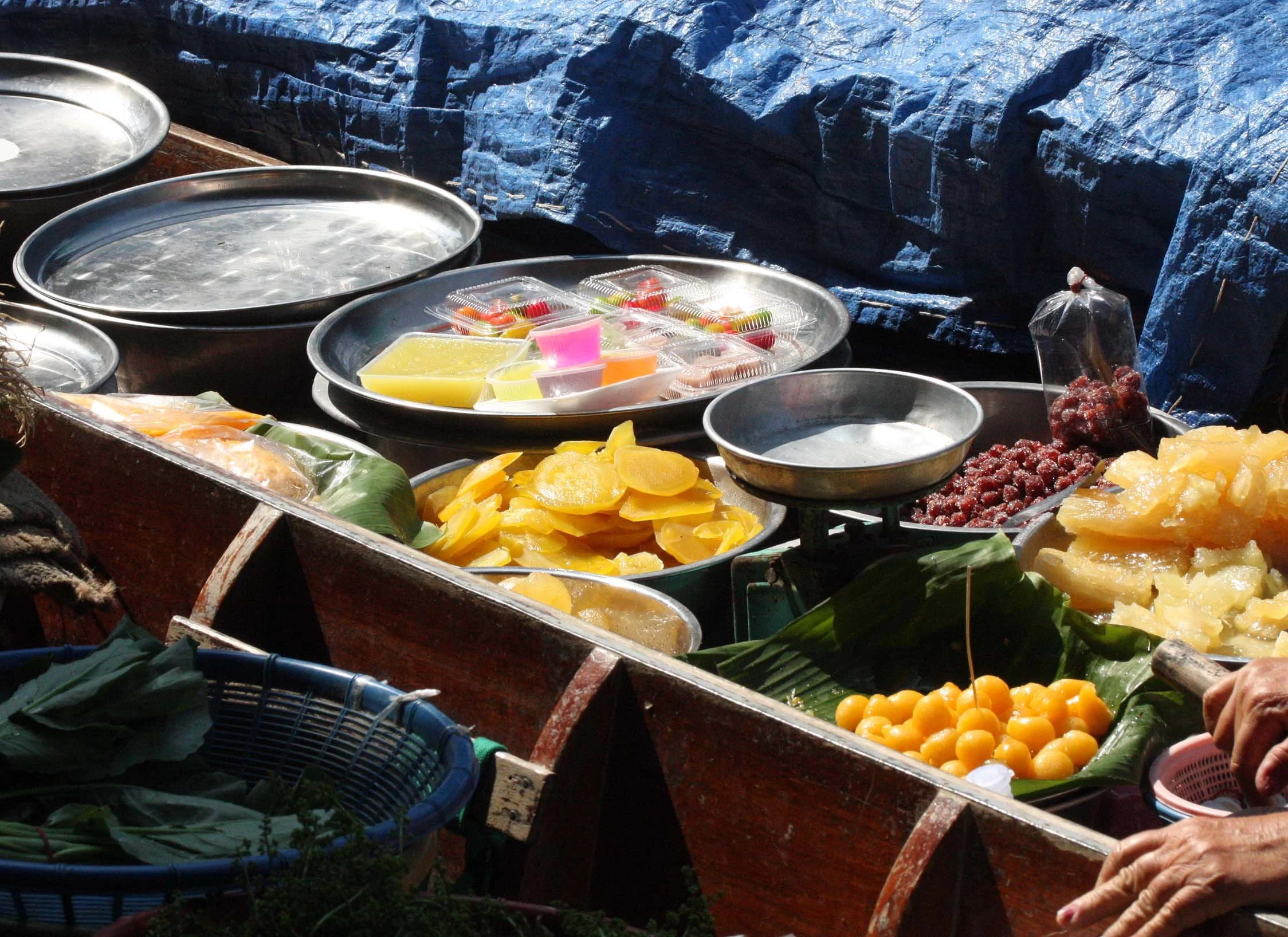 2008 Damnoen Saduak Floating Market Day Trip (79).JPG
