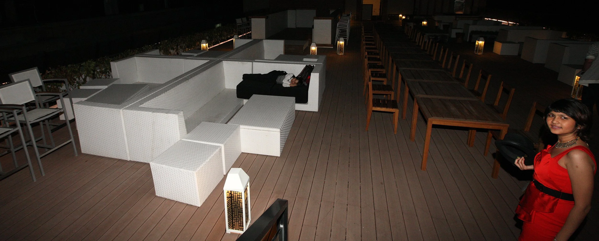 2011-4-29 NIGHT AT SHOOK AT 19 BUND SHANGHAI (246).JPG