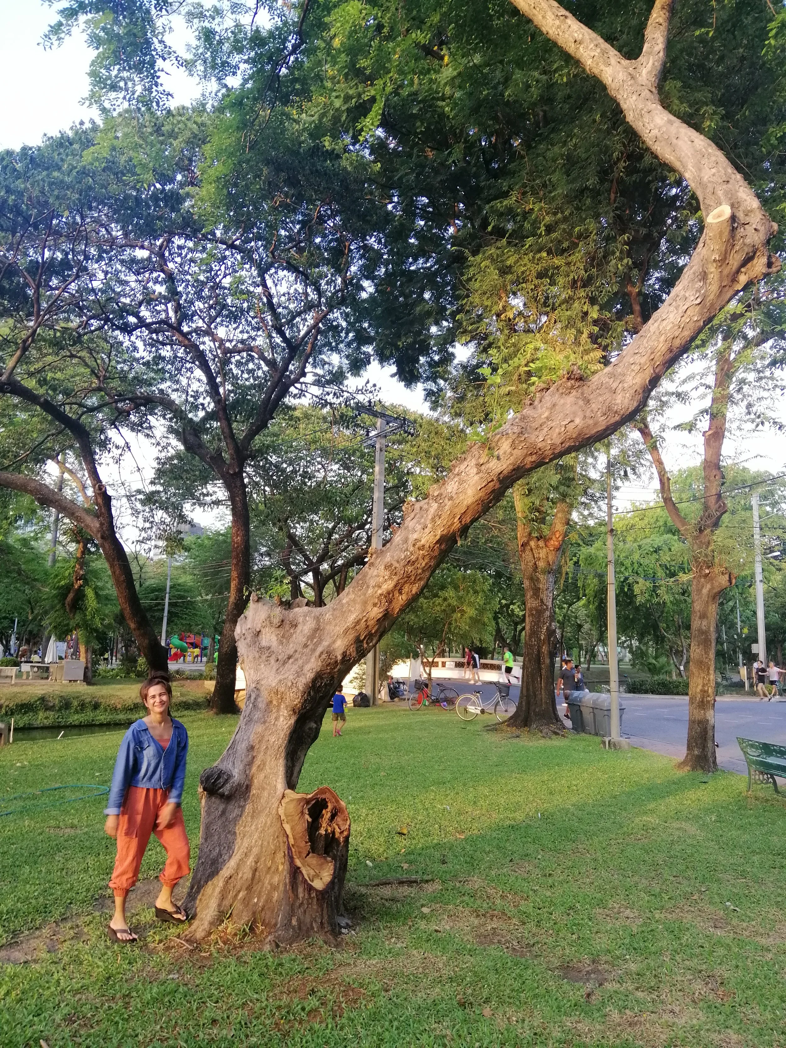 2019 Lumpini Park Bangkok with Gift and Ann (32).jpg