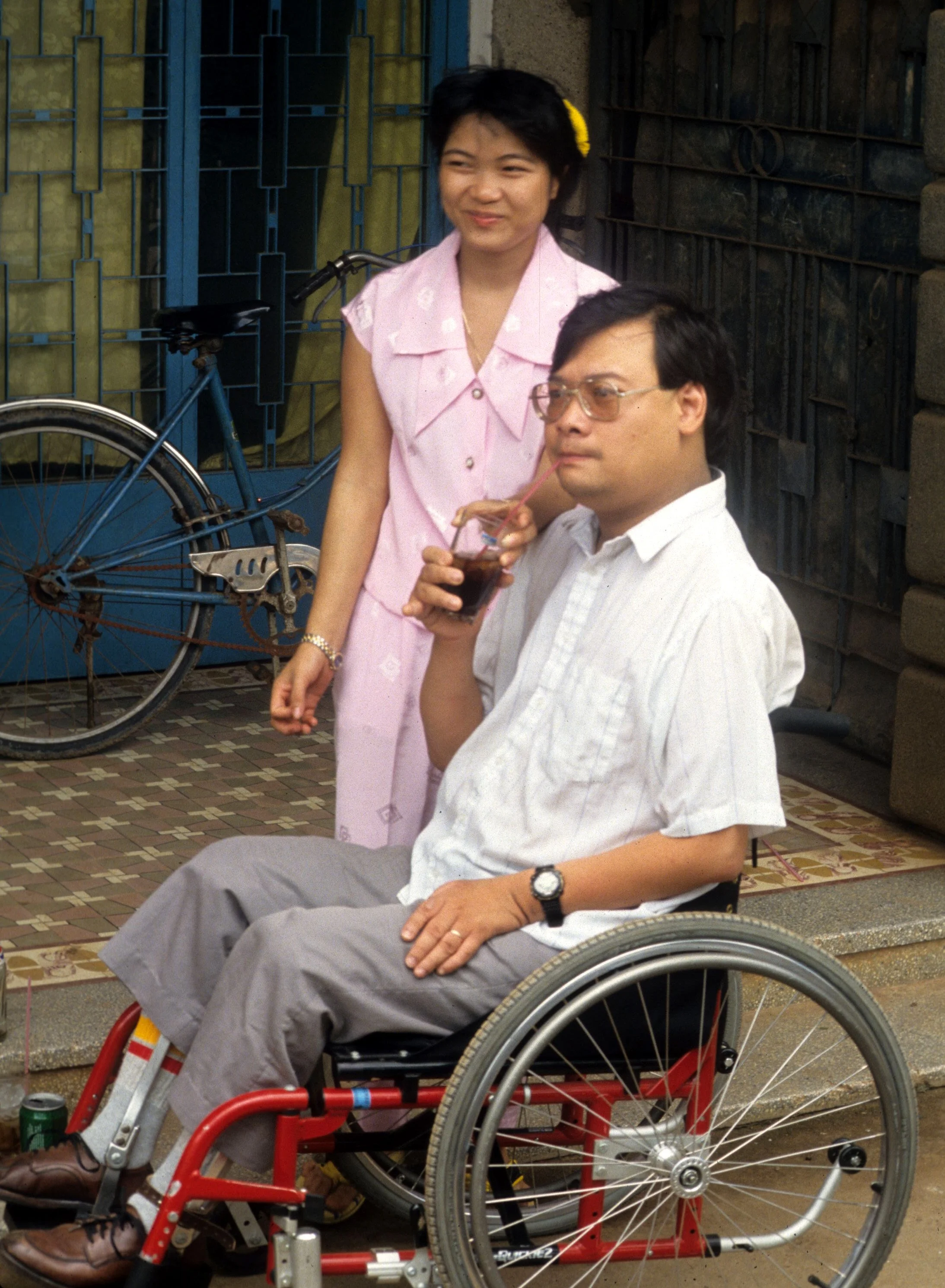 SAIGON - LIENS FAMILY .jpg