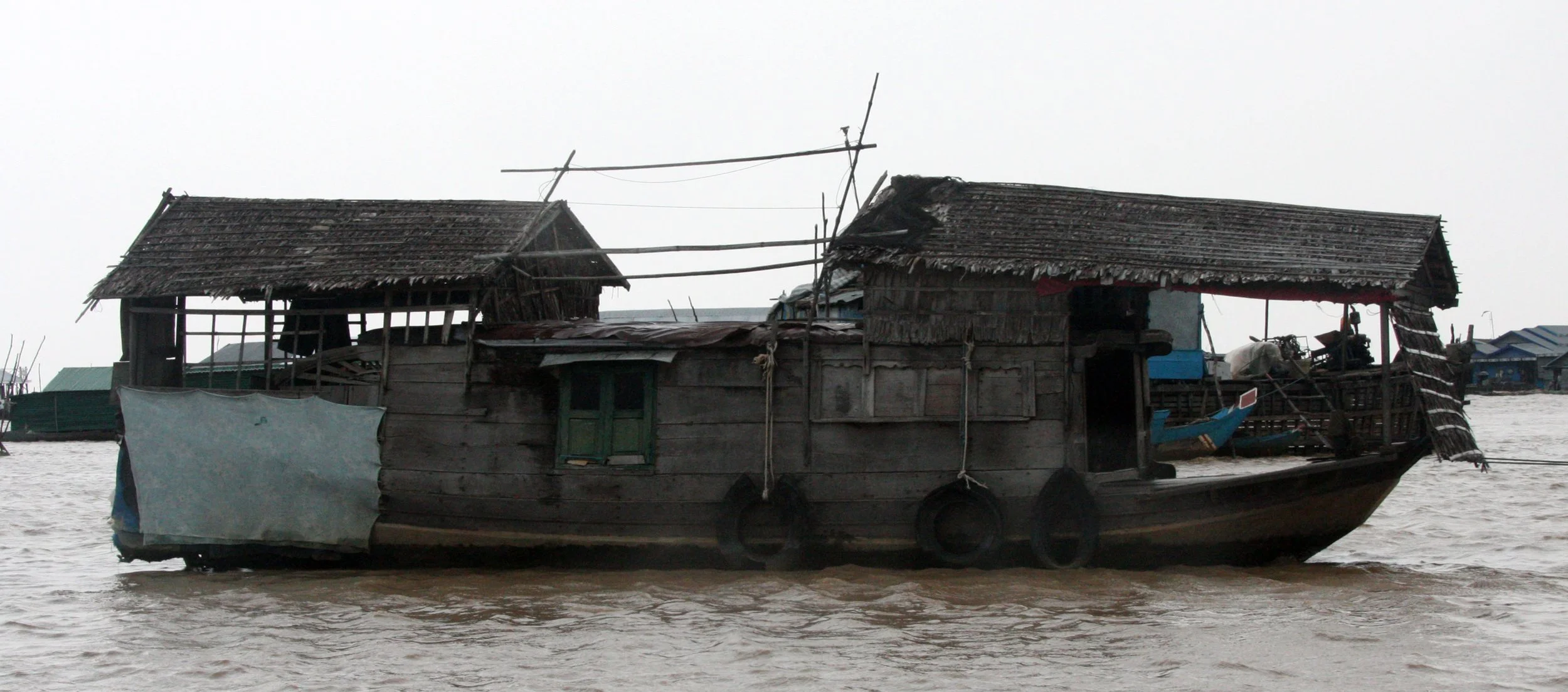 TONLE SAP LAKE CAMBODIA (36).JPG