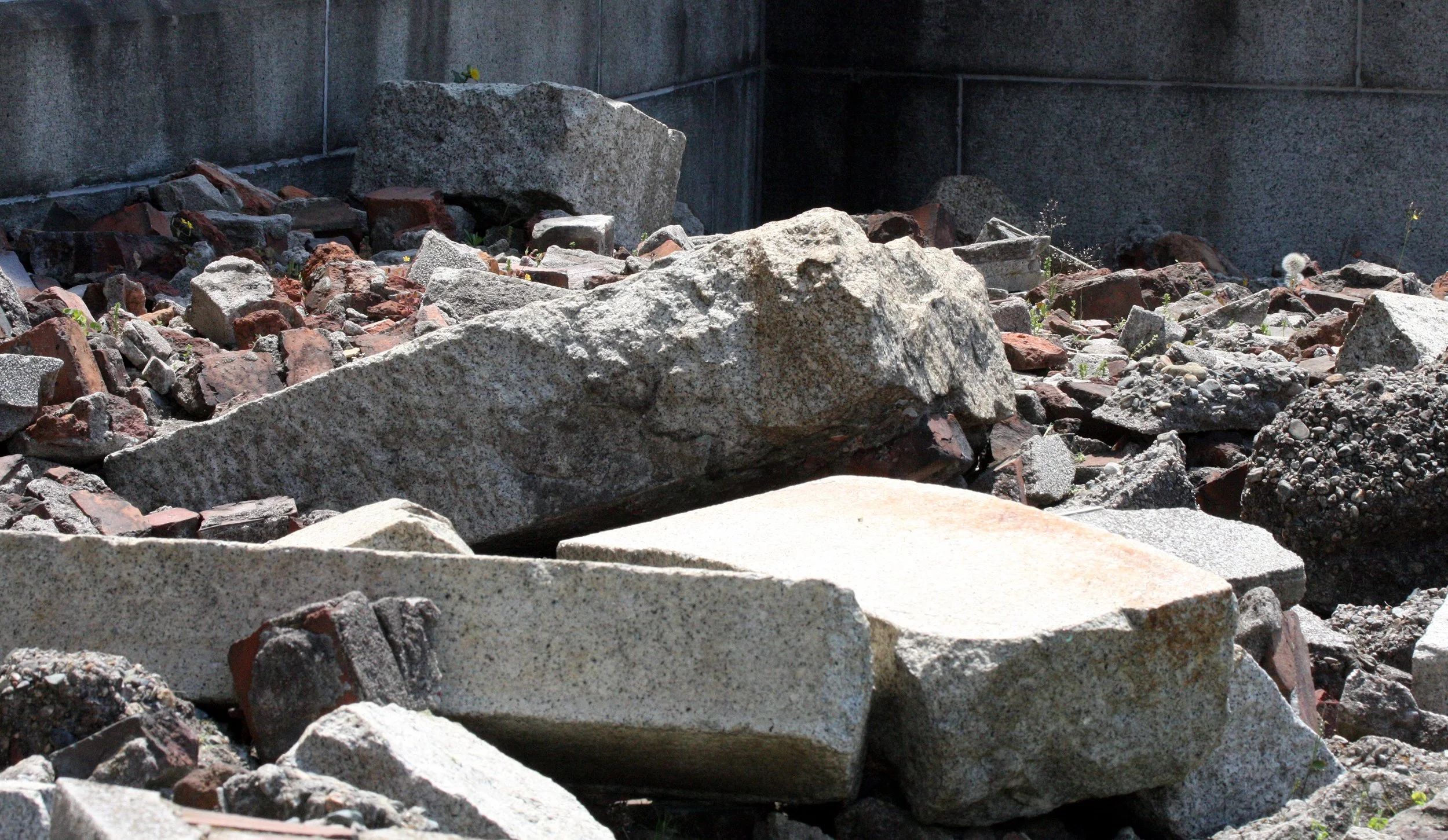 HIROSHIMA - MAY 2009 - A-BOMB DOME (5).JPG