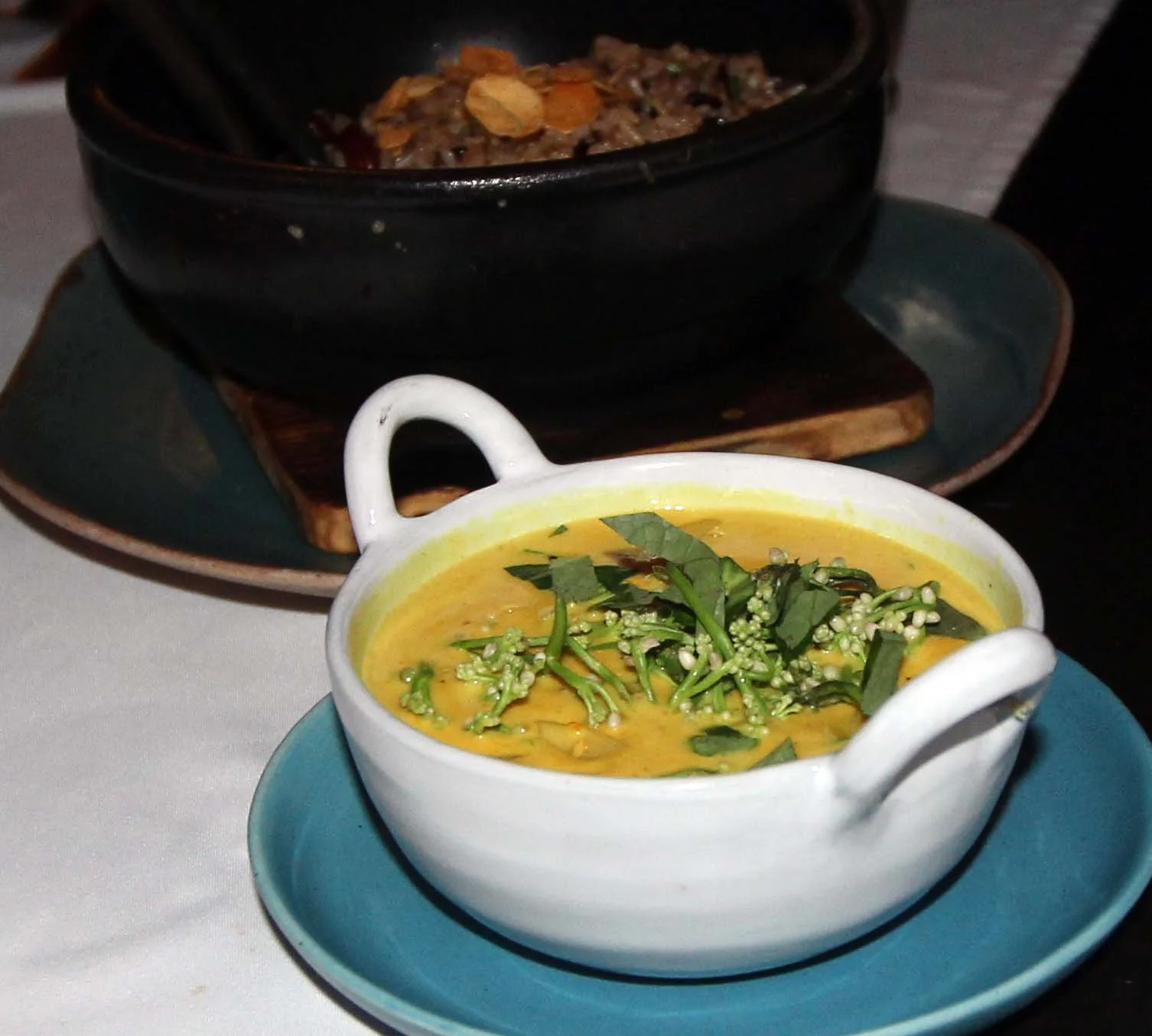 2013 BKK - NIGHT OUT AT ISSAYA WITH FRIENDS (34).JPG