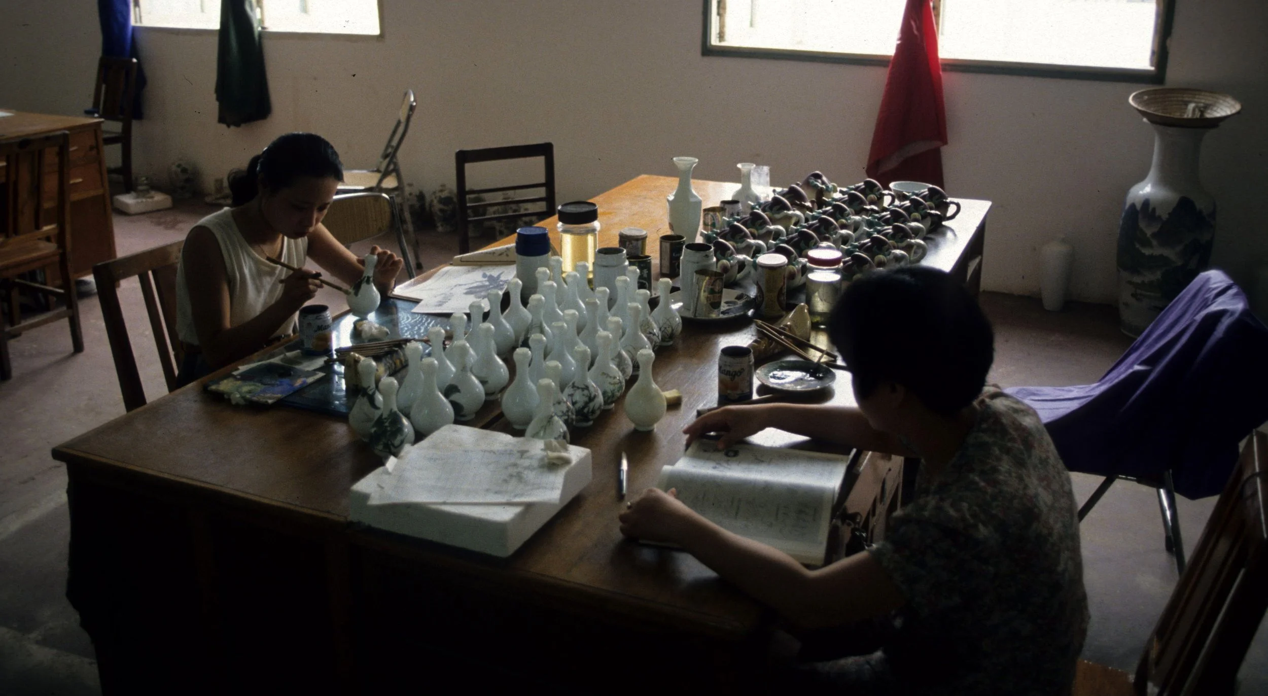 CHINA - ARTISANS 1994.jpg