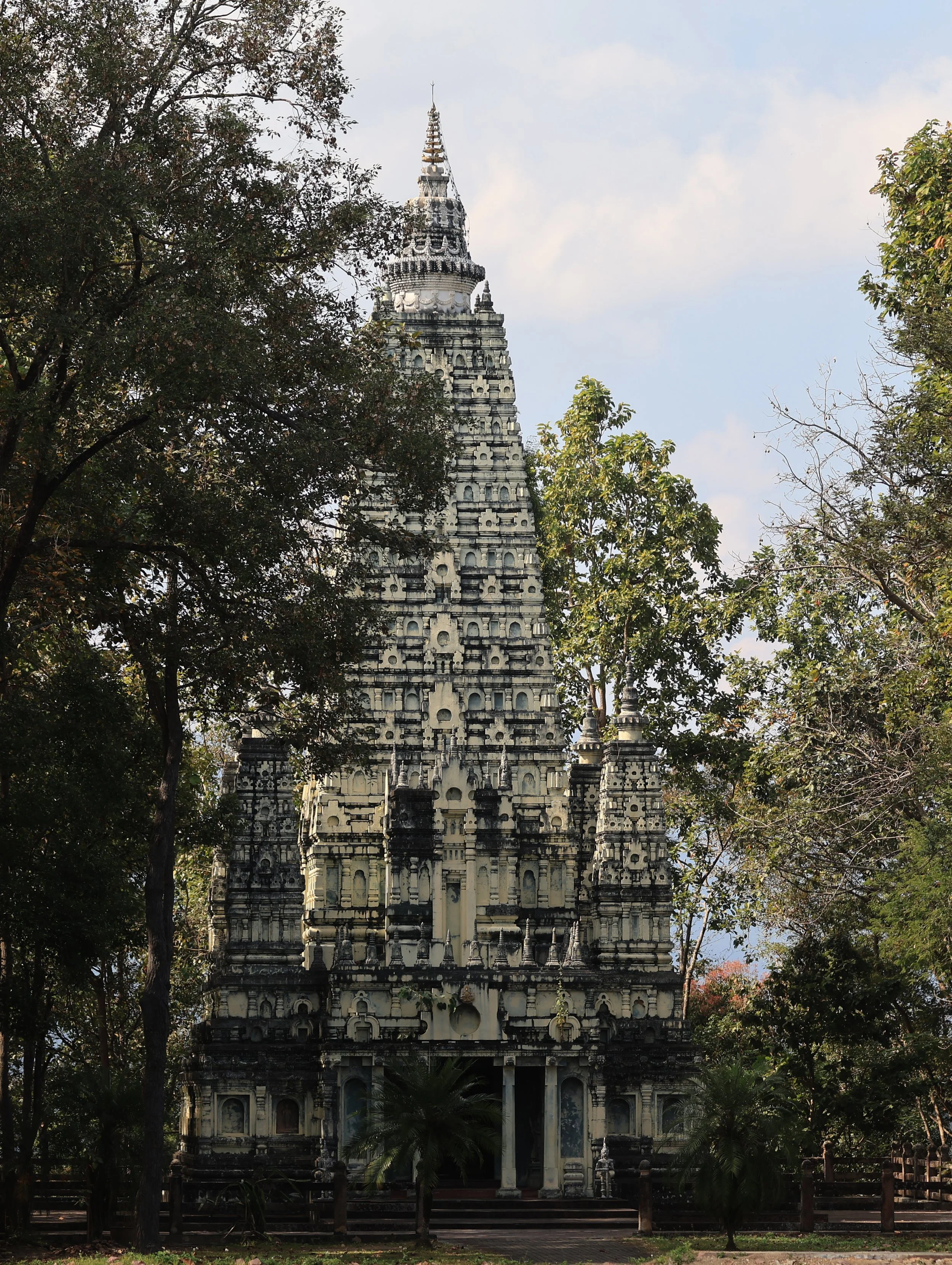 Phra Chedi Phutthakhaya Phayao Province
