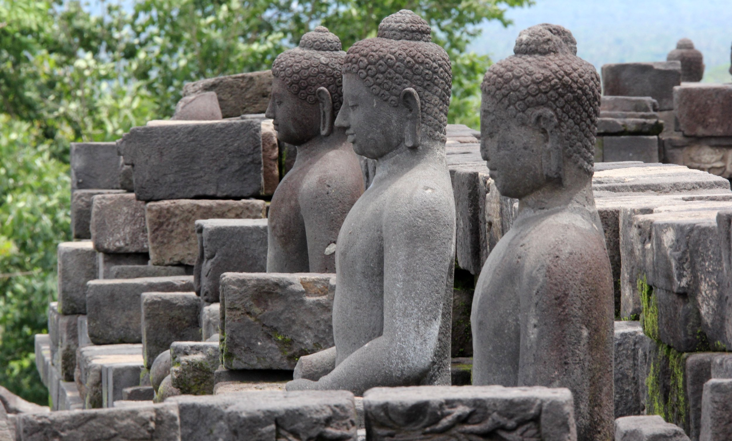 BOROBUDUR TEMPLE - YOGYAKARTA INDONESIA (45).JPG