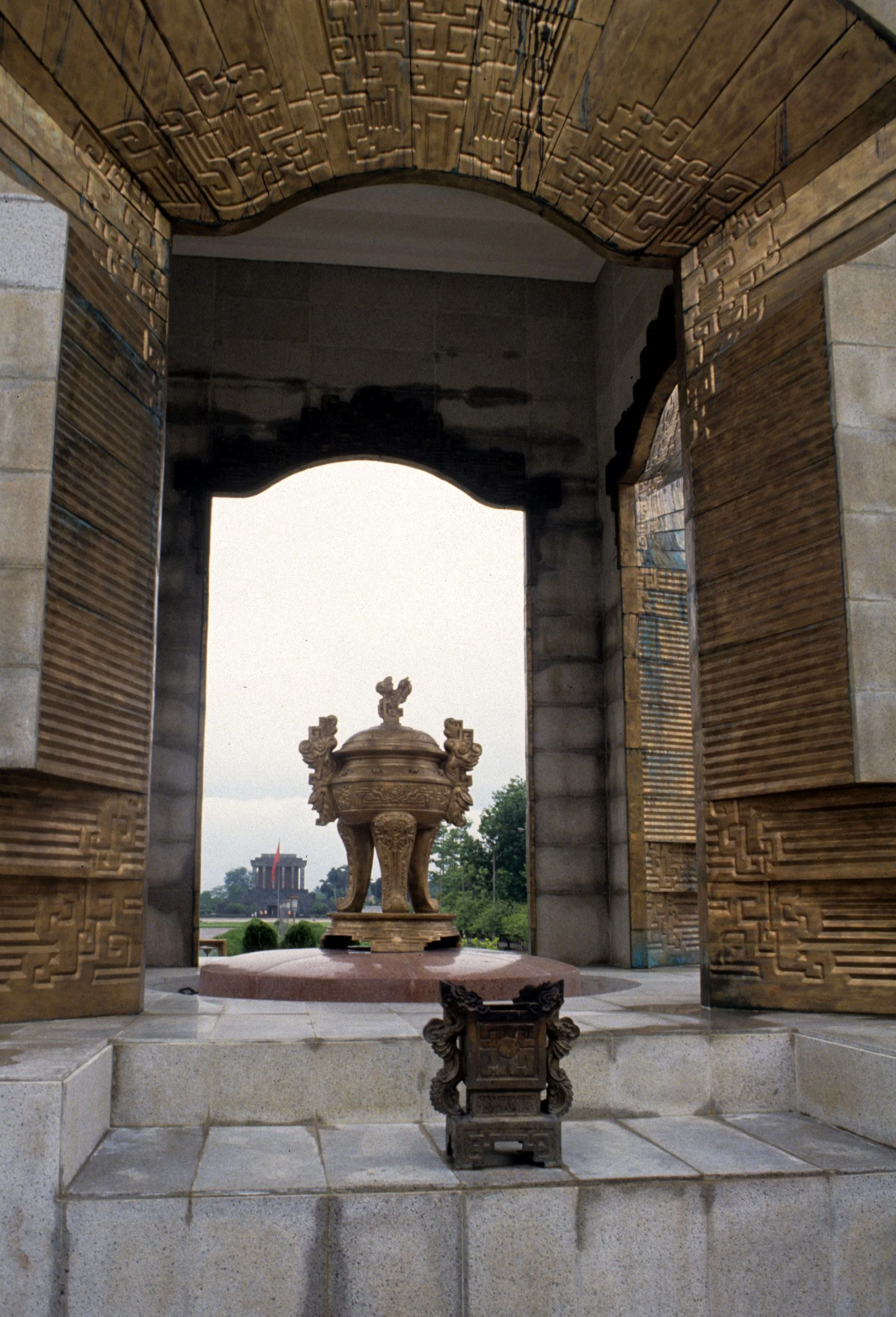 HUE - IMPERIAL PALACES.jpg