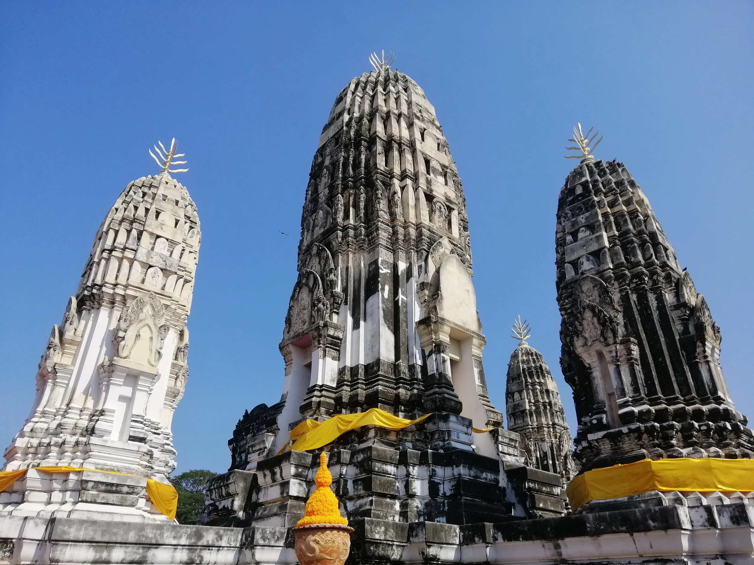 Temples & Palaces of Petchaburi Town and Vicinity
