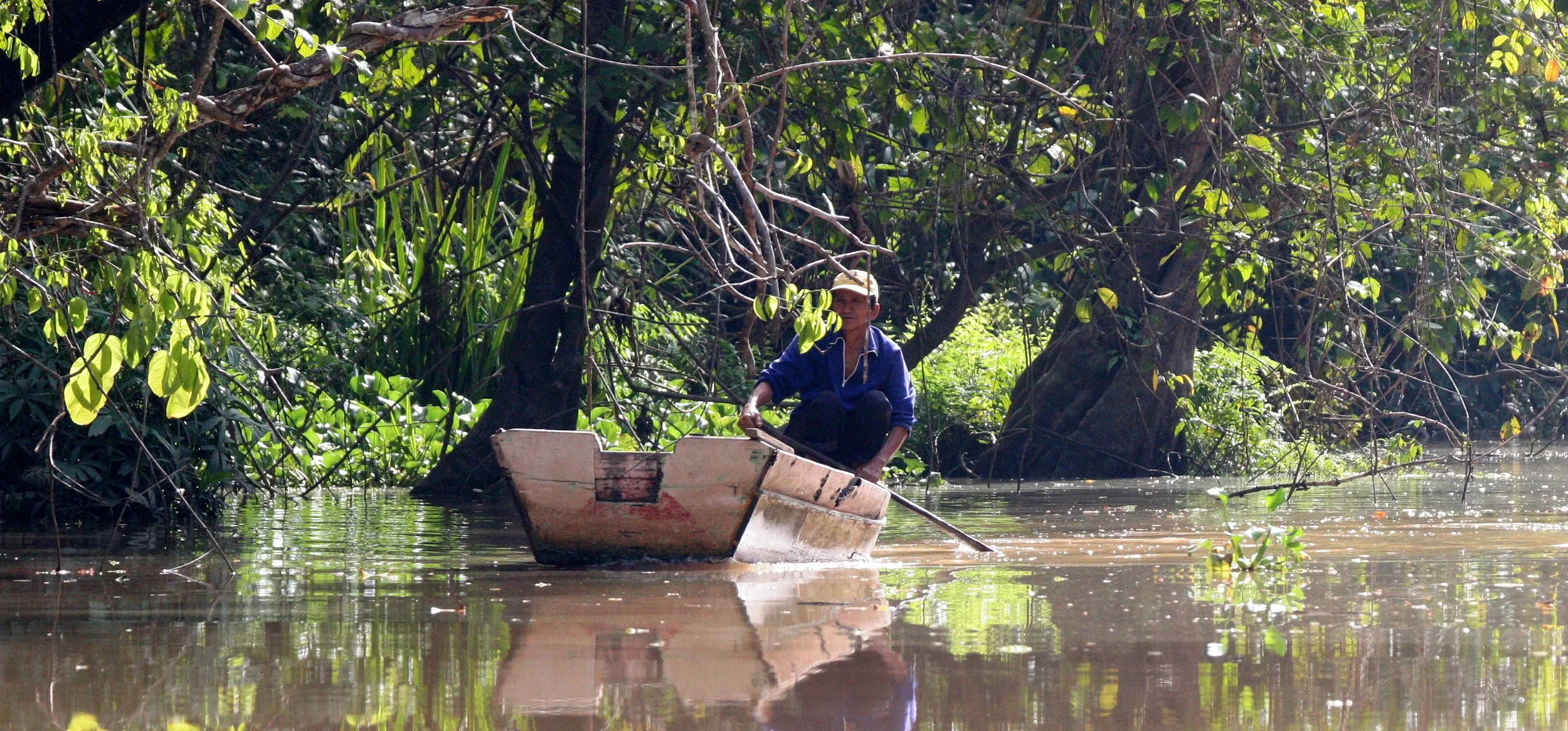 KINABATANGAN RIVER BORNEO - FISHER.JPG