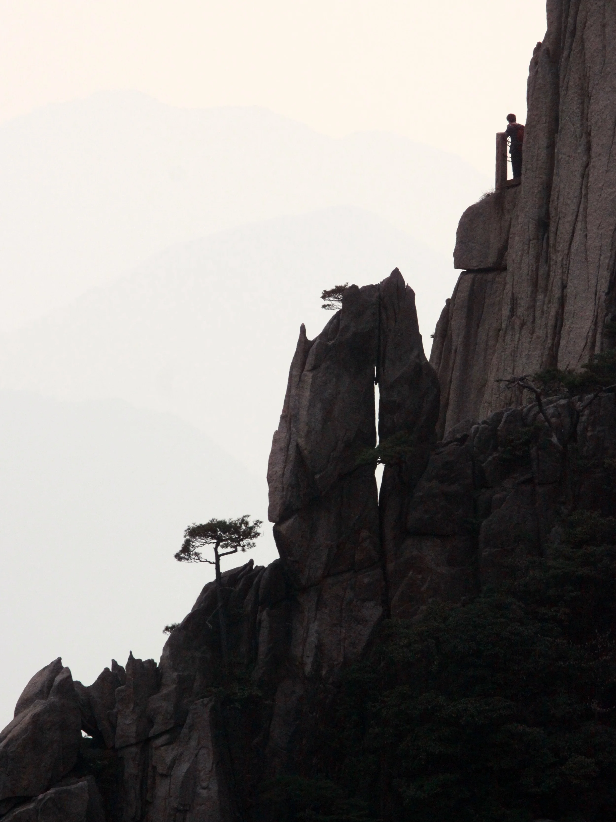 HUANGSHAN NATIONAL PARK - ANHUI PROVINCE CHINA (84).JPG