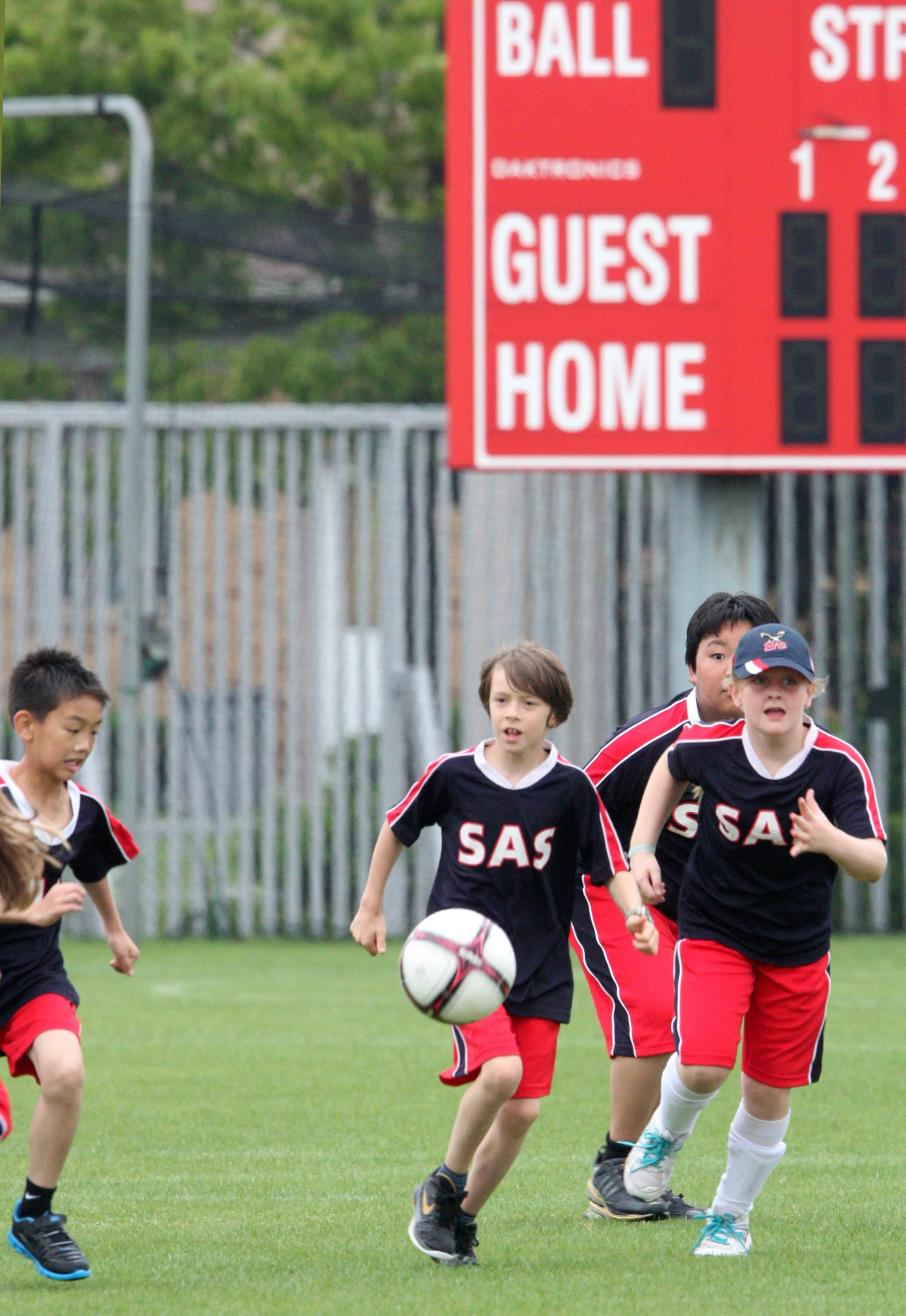 3RD SOCCER GAMES 2012 (100).JPG