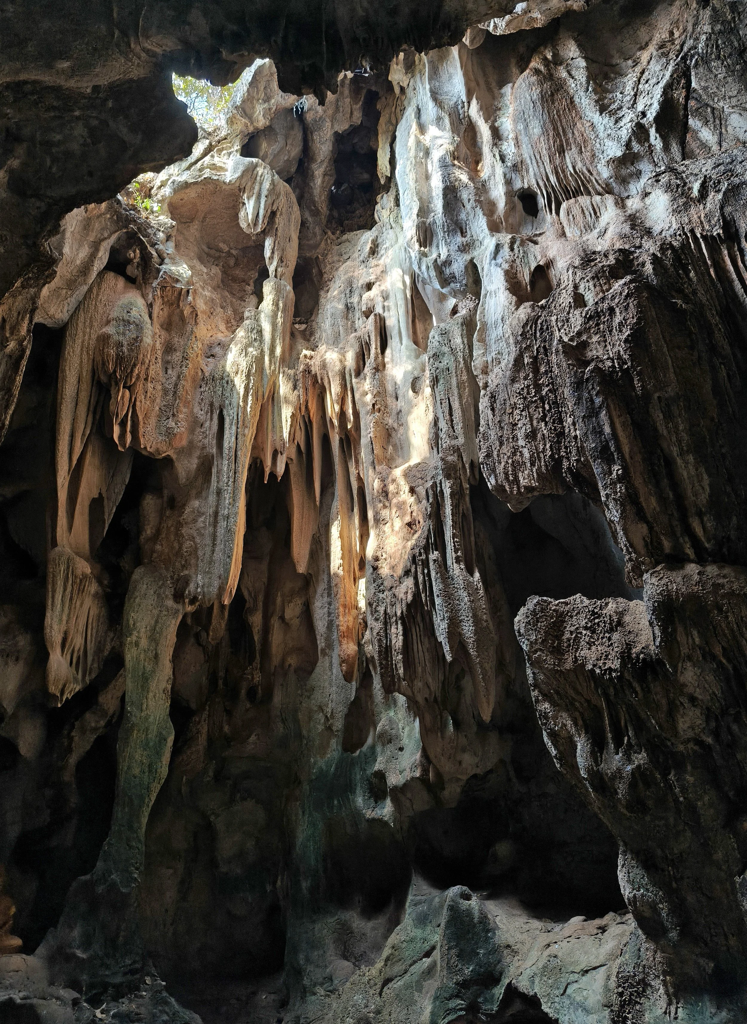 Wat Sa Nam Sai Temple Pak Chong. Throughout the Eastern Forest Complex there are countless caves that show the geology from within.  In these caves, you find many ancient Buddhist temples as well as many species of Chiroptera. 
