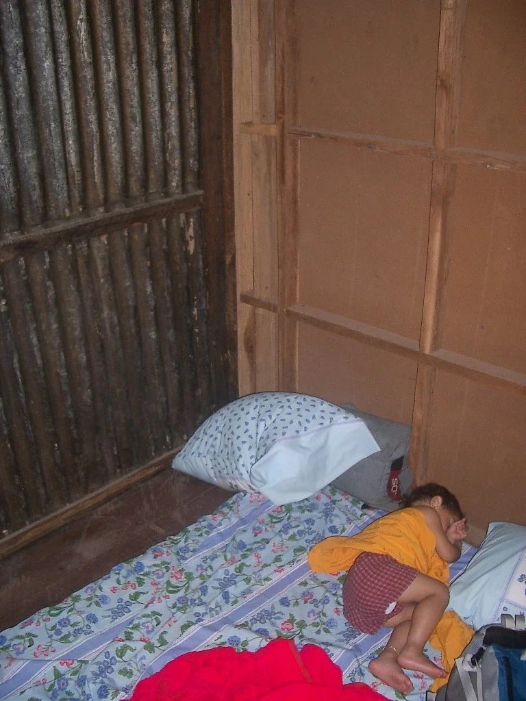 KOH LANTA - OLD TOWN - 2004 AUGUST (3).JPG