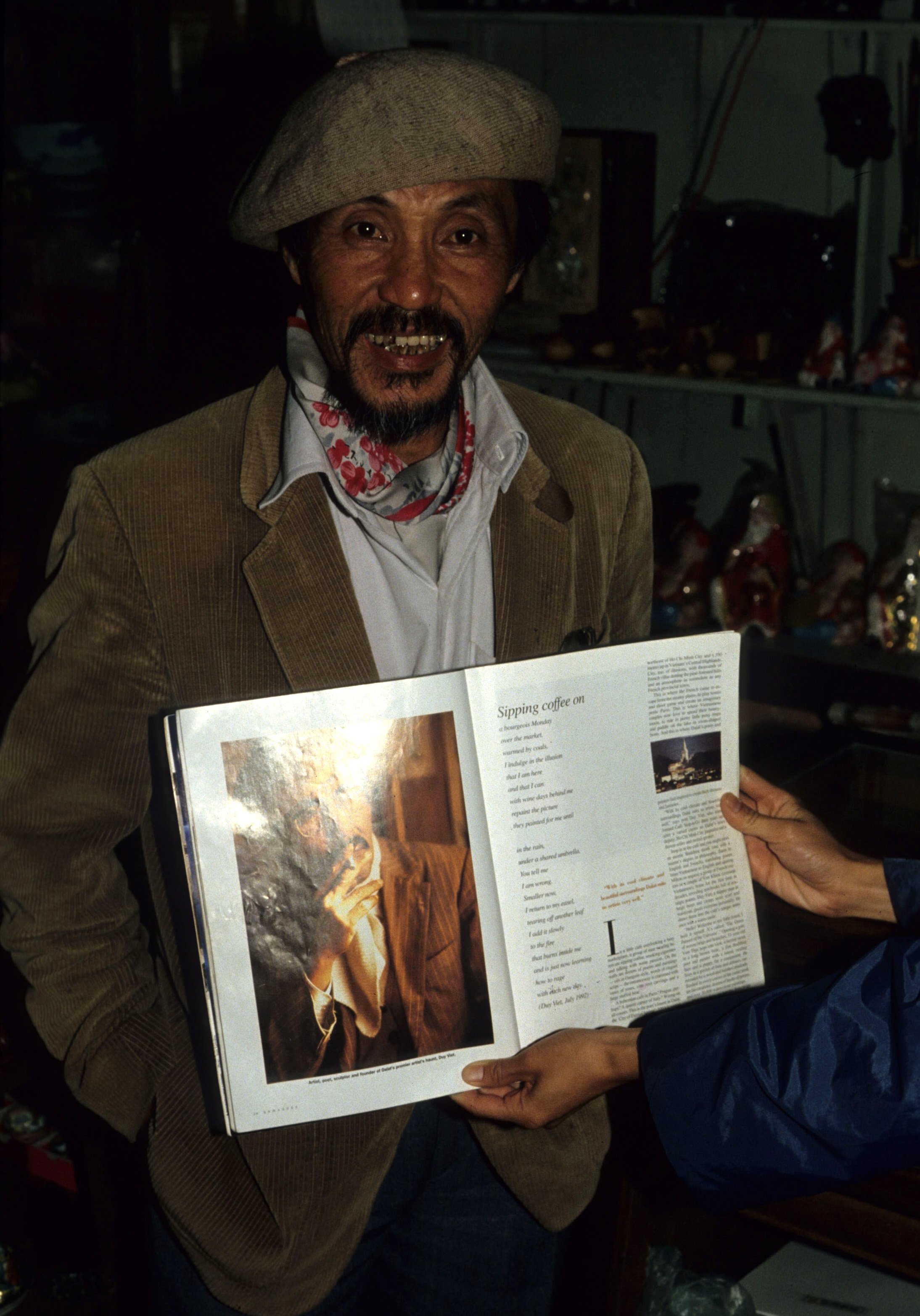 DALAT - VIET NAM 1994 (8).jpg