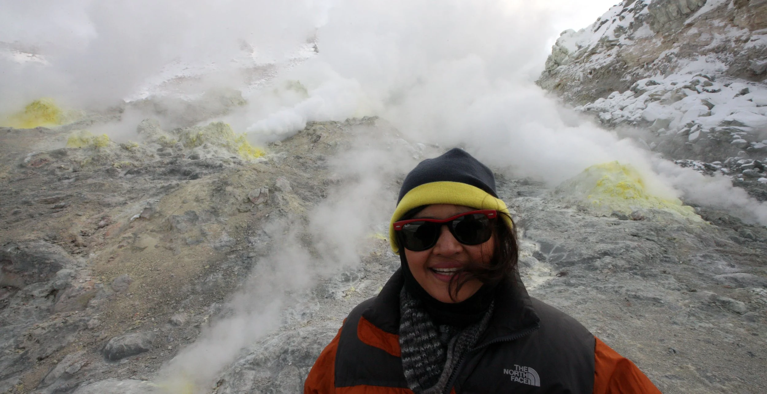 KUSSHARO LAKE, HOKKAIDO JAPAN - MT IWO FUMAROLES (18).JPG