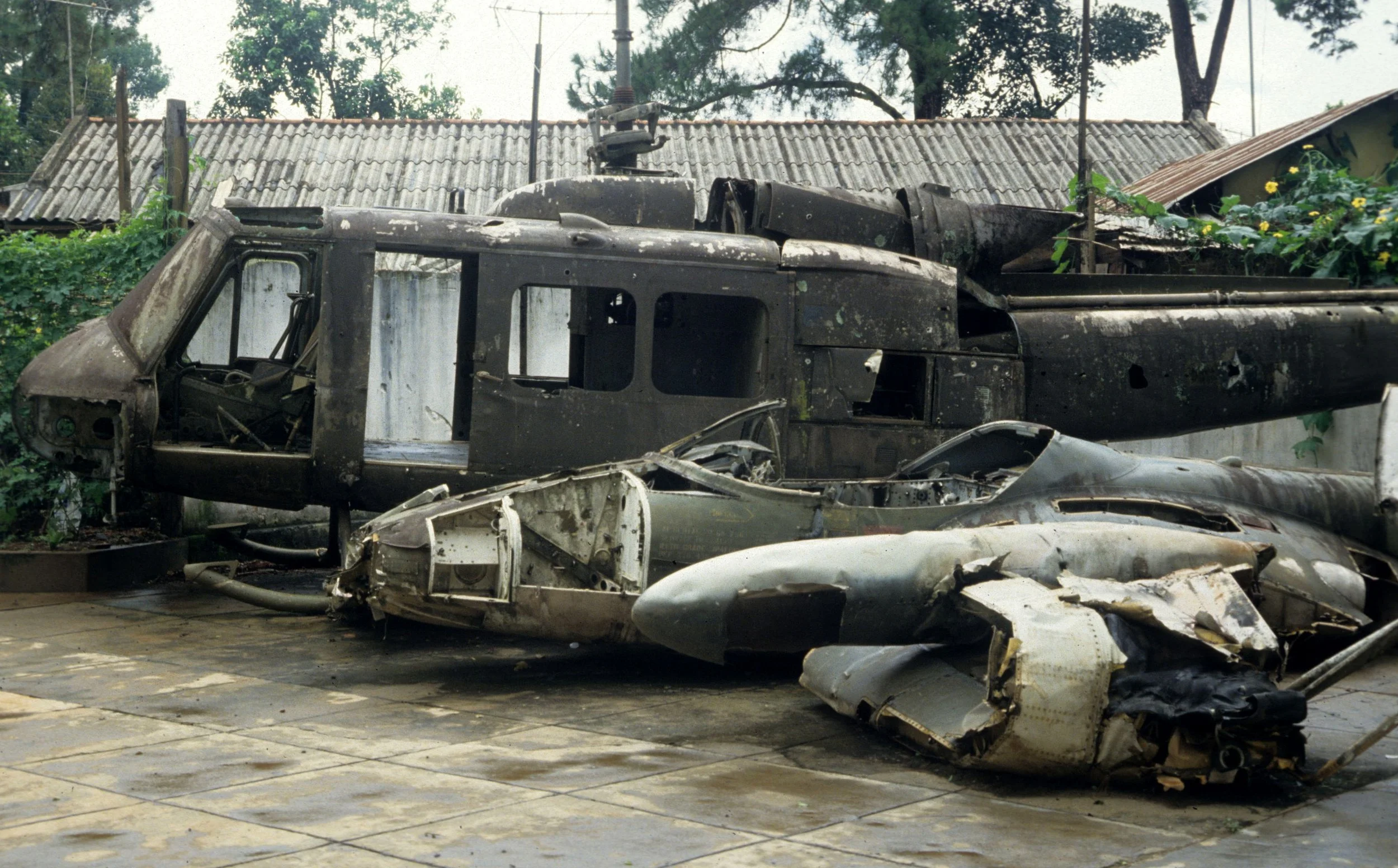 HUE - BATTLE REMNANTS FROM 1968 TET OFFENSIVE (2).jpg