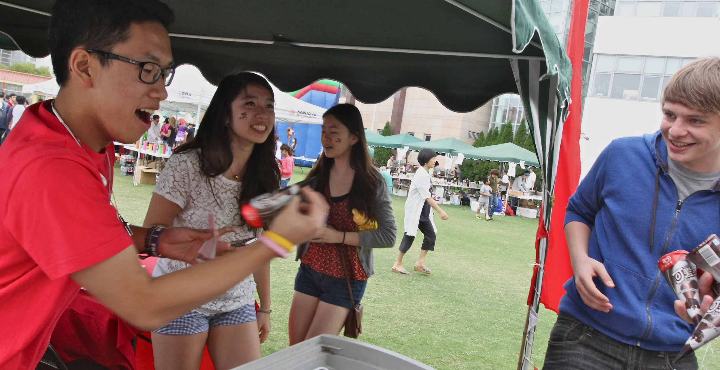 13-10-2012 SAS CARNIVAL (113).JPG