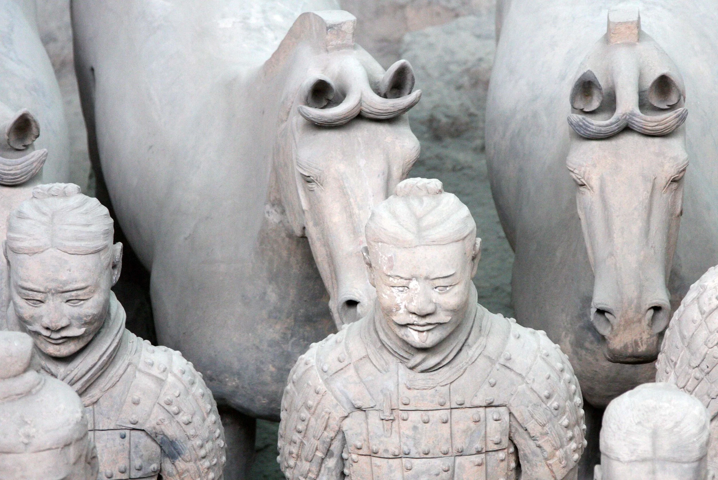 XIAN - TERRA COTTA WARRIORS - MARCH 2011 (53).JPG