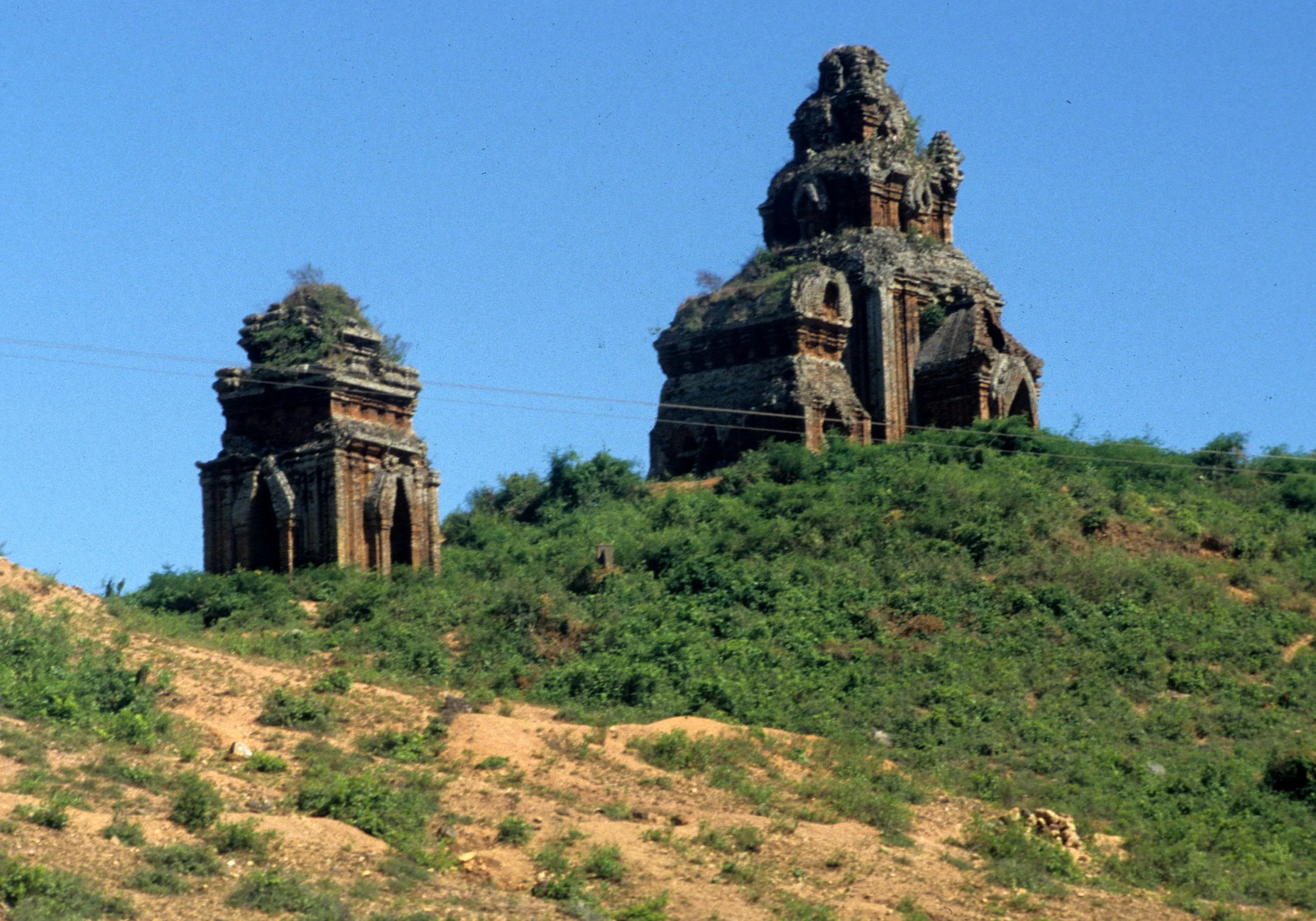 QUON NHUONG CHAM TEMPLES.jpg