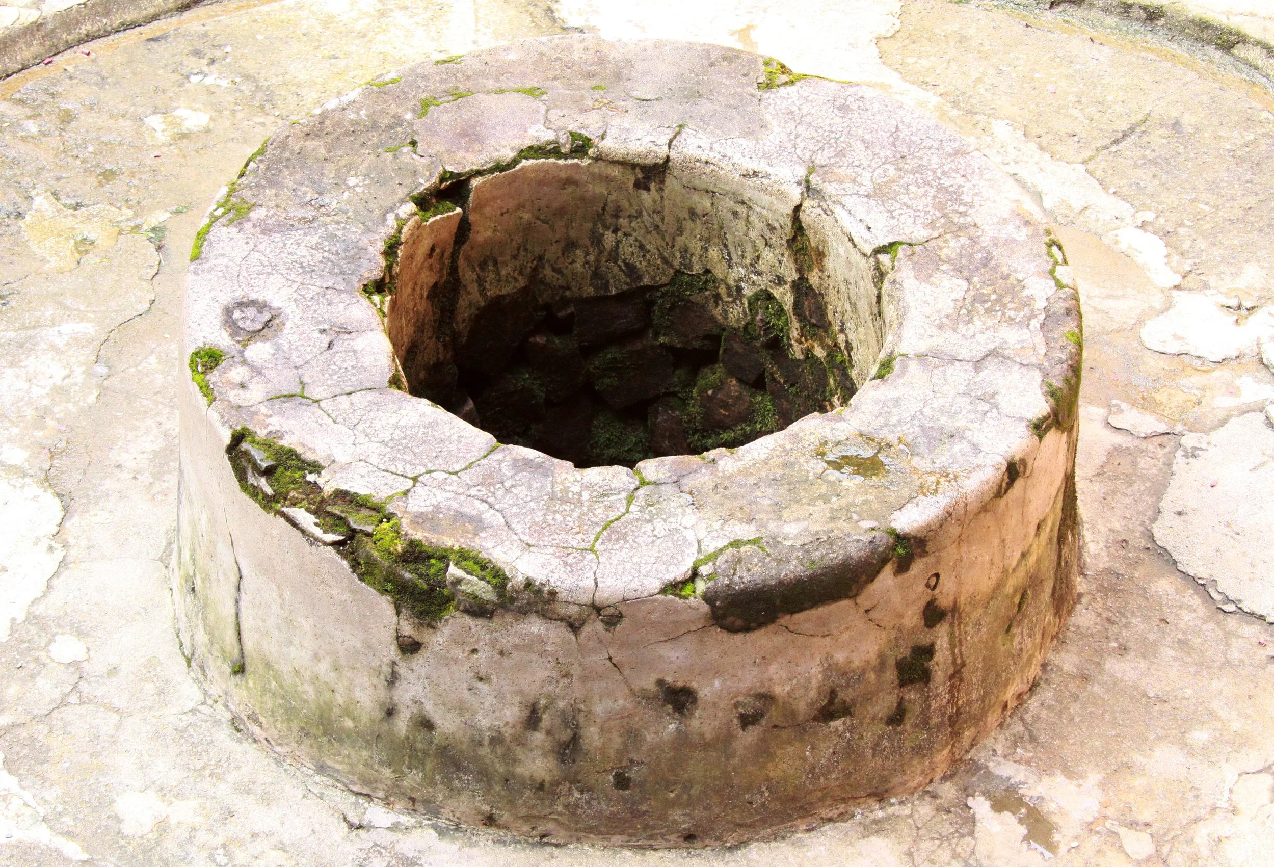 TIANLOUKENG HAKKA CLUSTER - FUJIAN CHINA (59).JPG