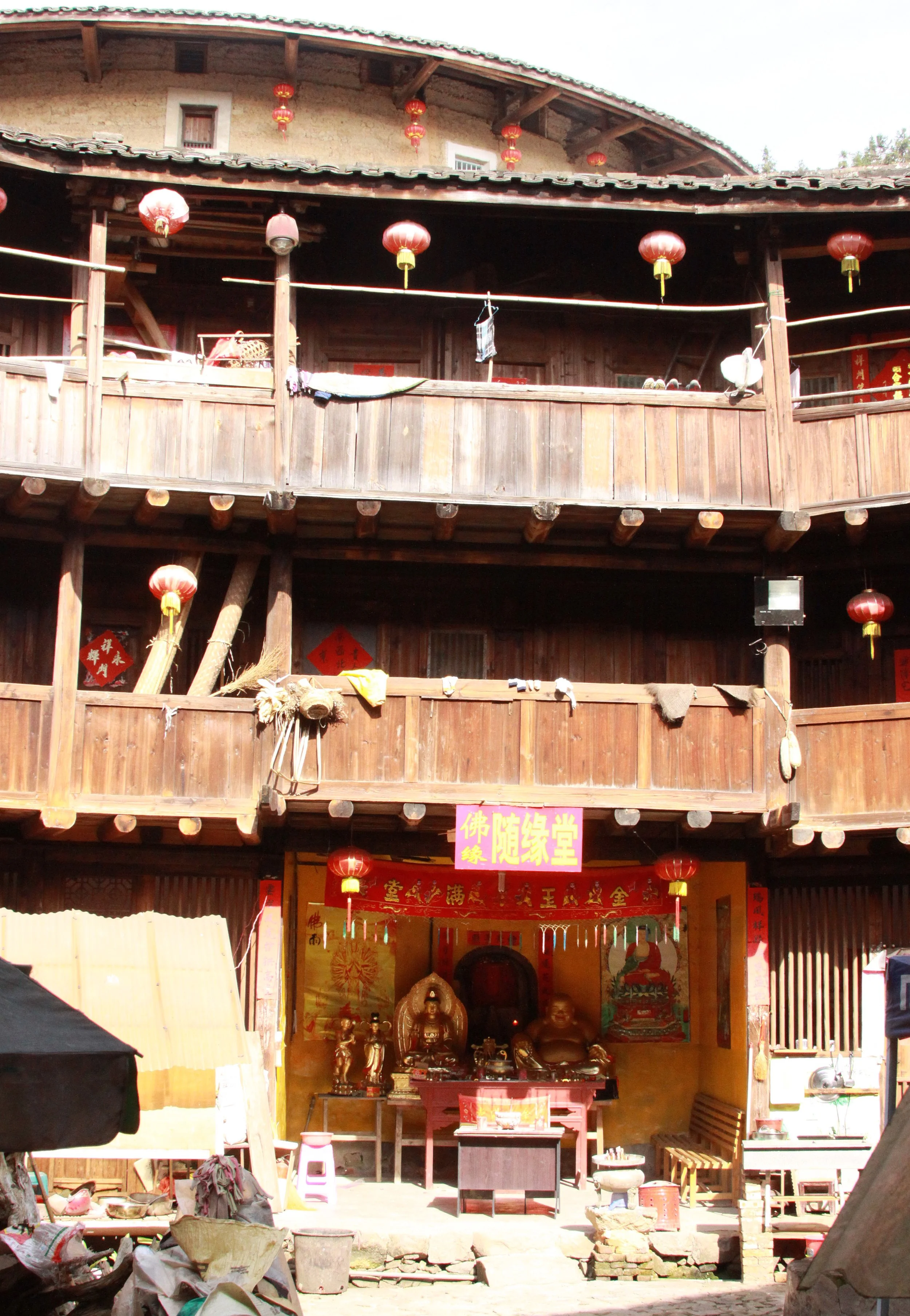 TIANLOUKENG HAKKA CLUSTER - FUJIAN CHINA (52).JPG