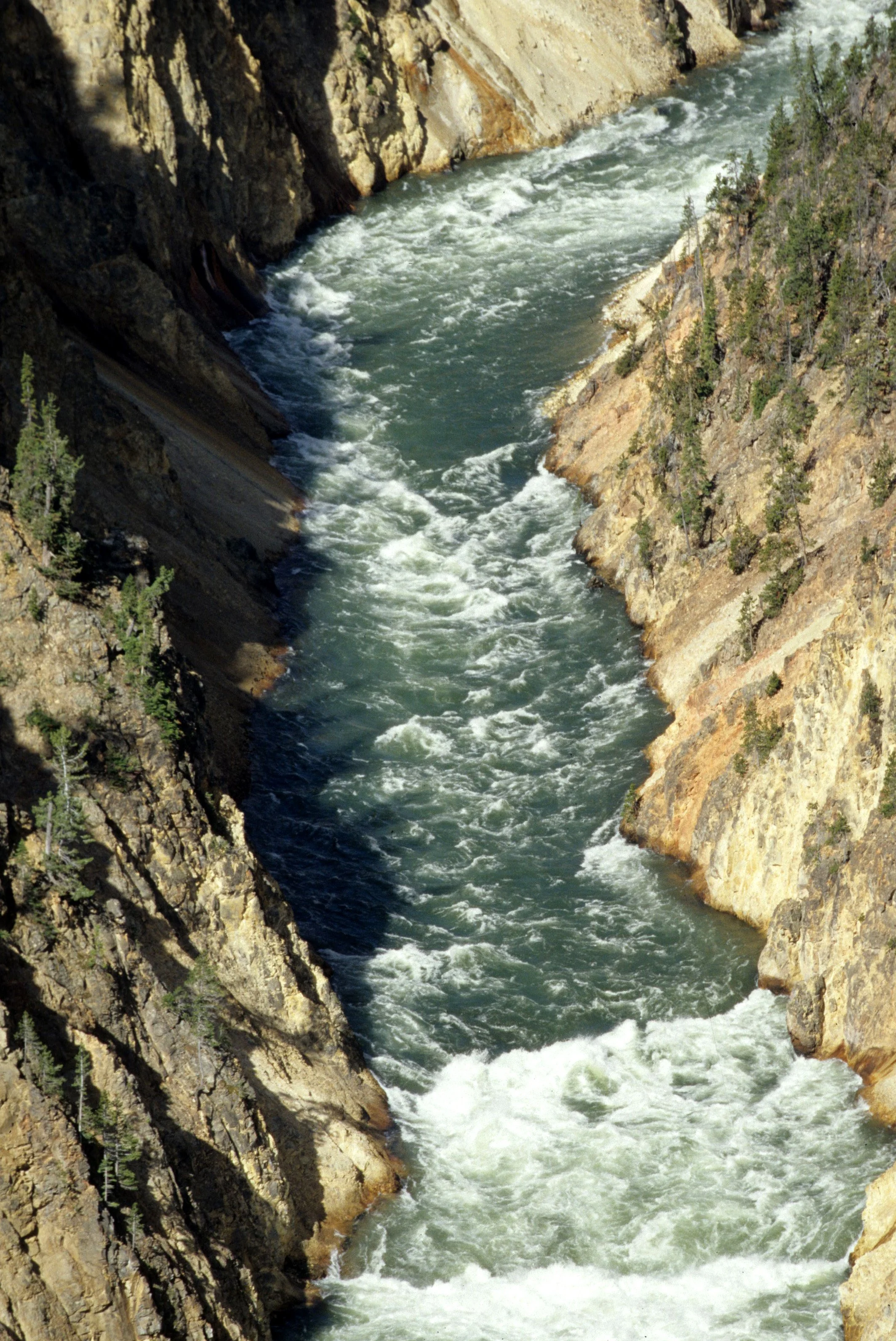 YELLOWSTONE - YELLOWSTONE RIVER A.jpg