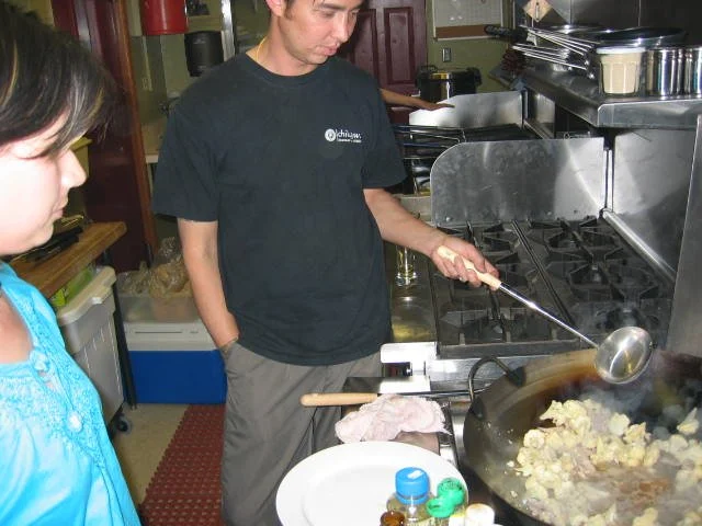 2005-5-21 SABAI THAI (16).jpg
