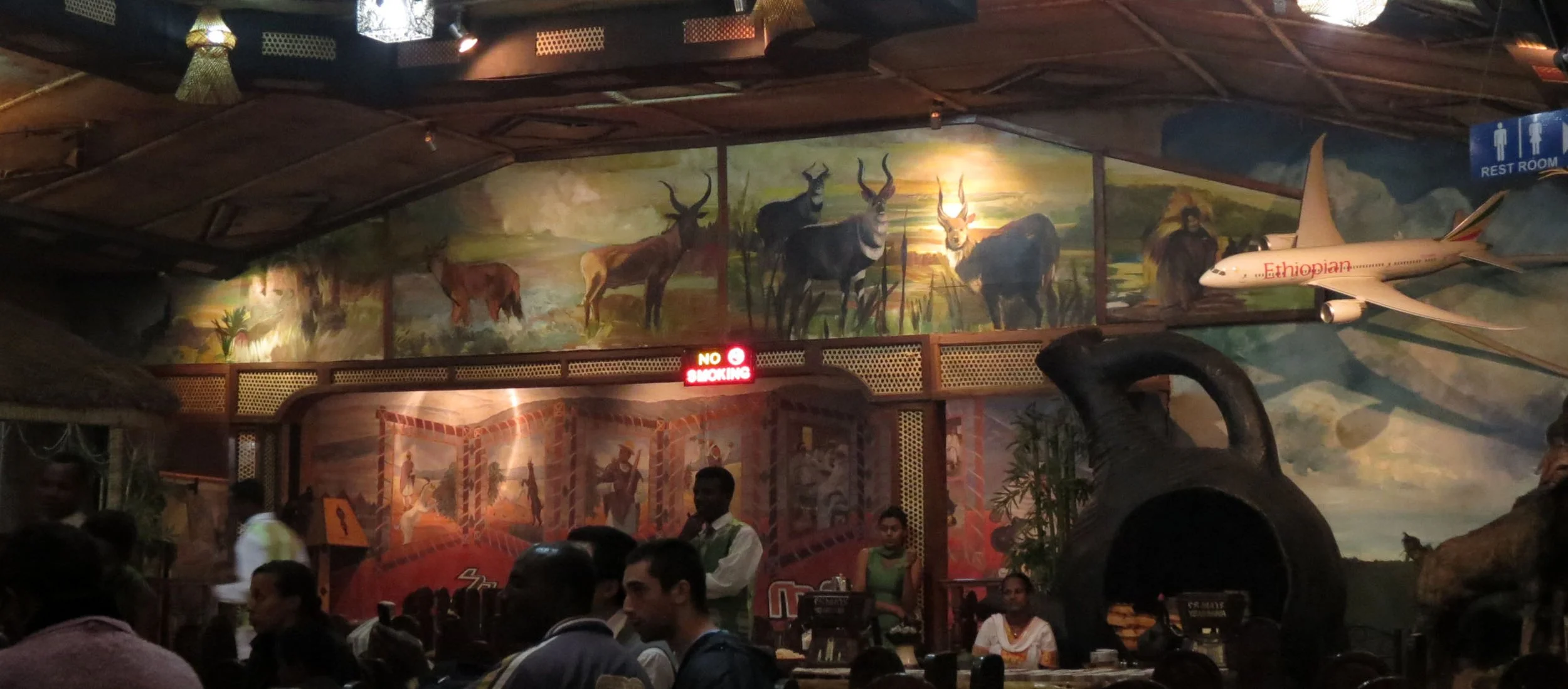 ADDIS ABABA - MERCADO (24).JPG