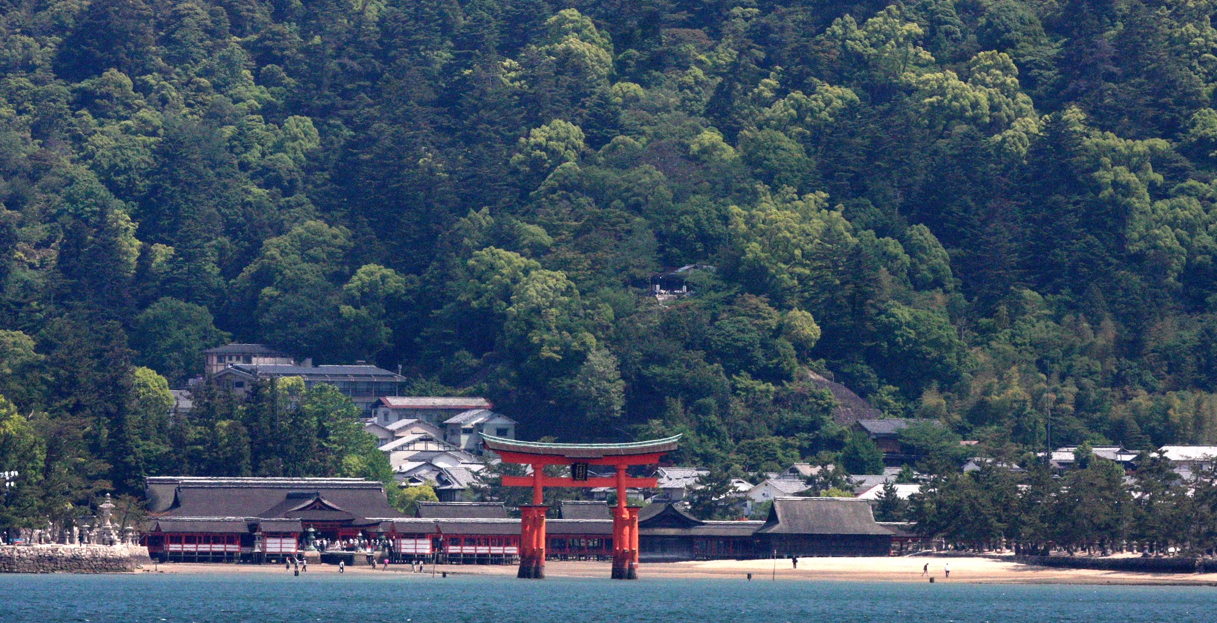 MIYAJIMA - MAY 2009 - SCENES AND LANDSCAPES (36).JPG