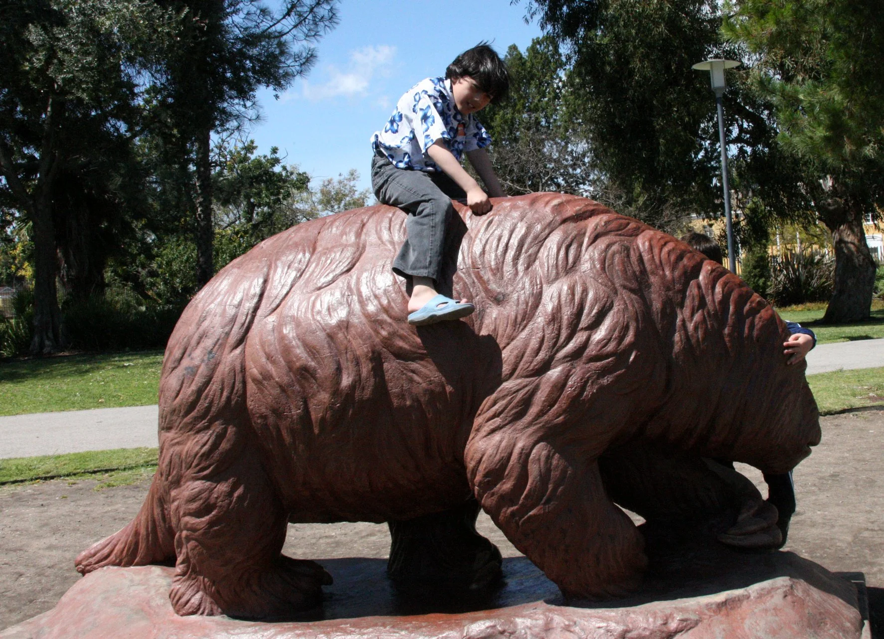 2010-4-5 LA BREA TAR PITS LOS ANGELES (18).JPG