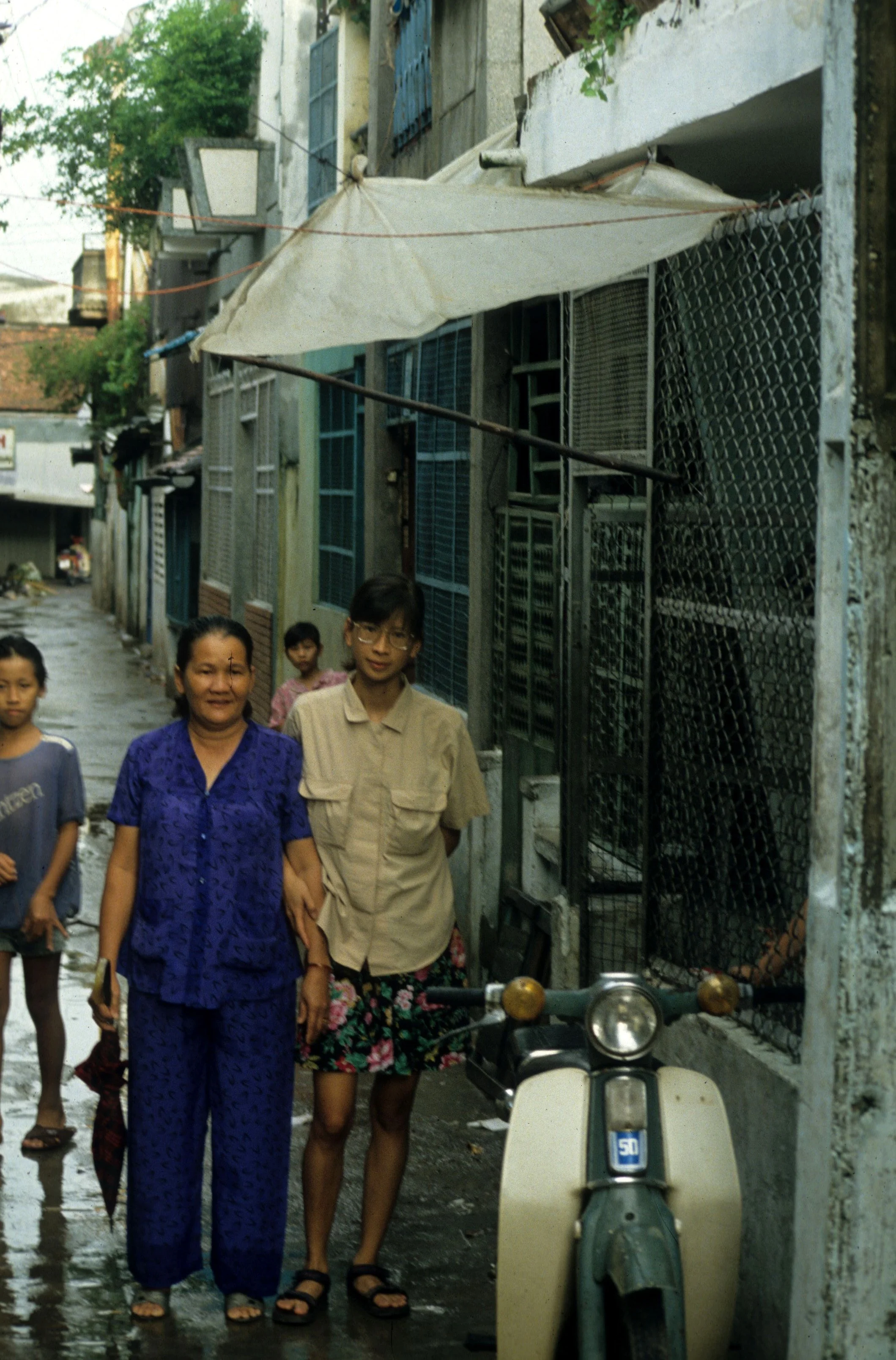 SAIGON - LIENS FAMILY (2).jpg