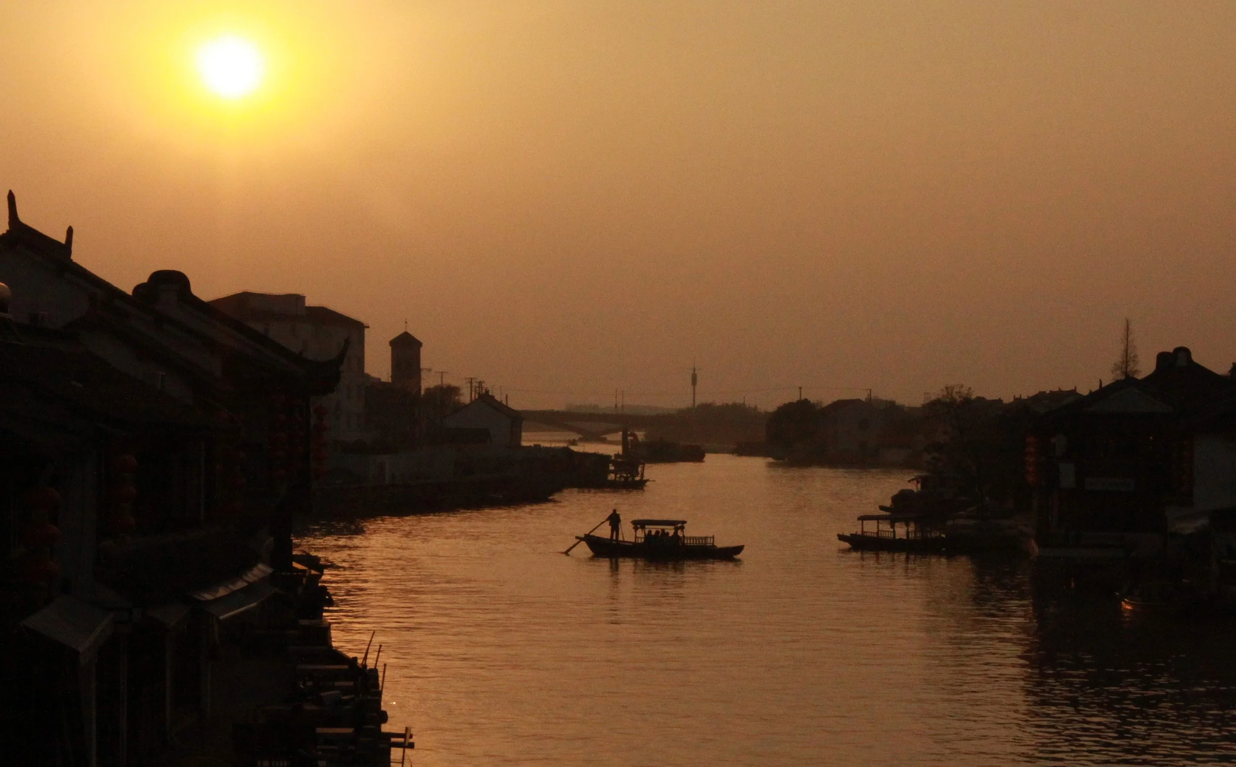 ZHUJIAJIAO WATER TOWN - NOVEMBER 20 2011 (186).JPG