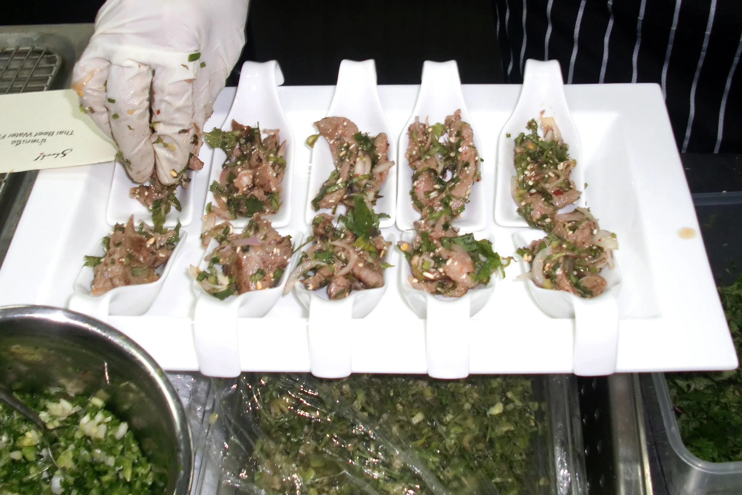 THAI CONSULATE DINNER AND BENEFIT (21).JPG