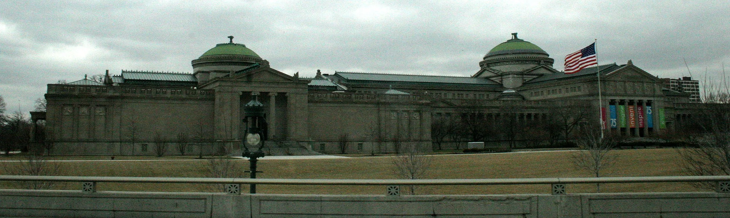 2008-3-31 CHICAGO SPRING TRIP - MUSEUM OF SCIENCE & INDUSTRY.JPG