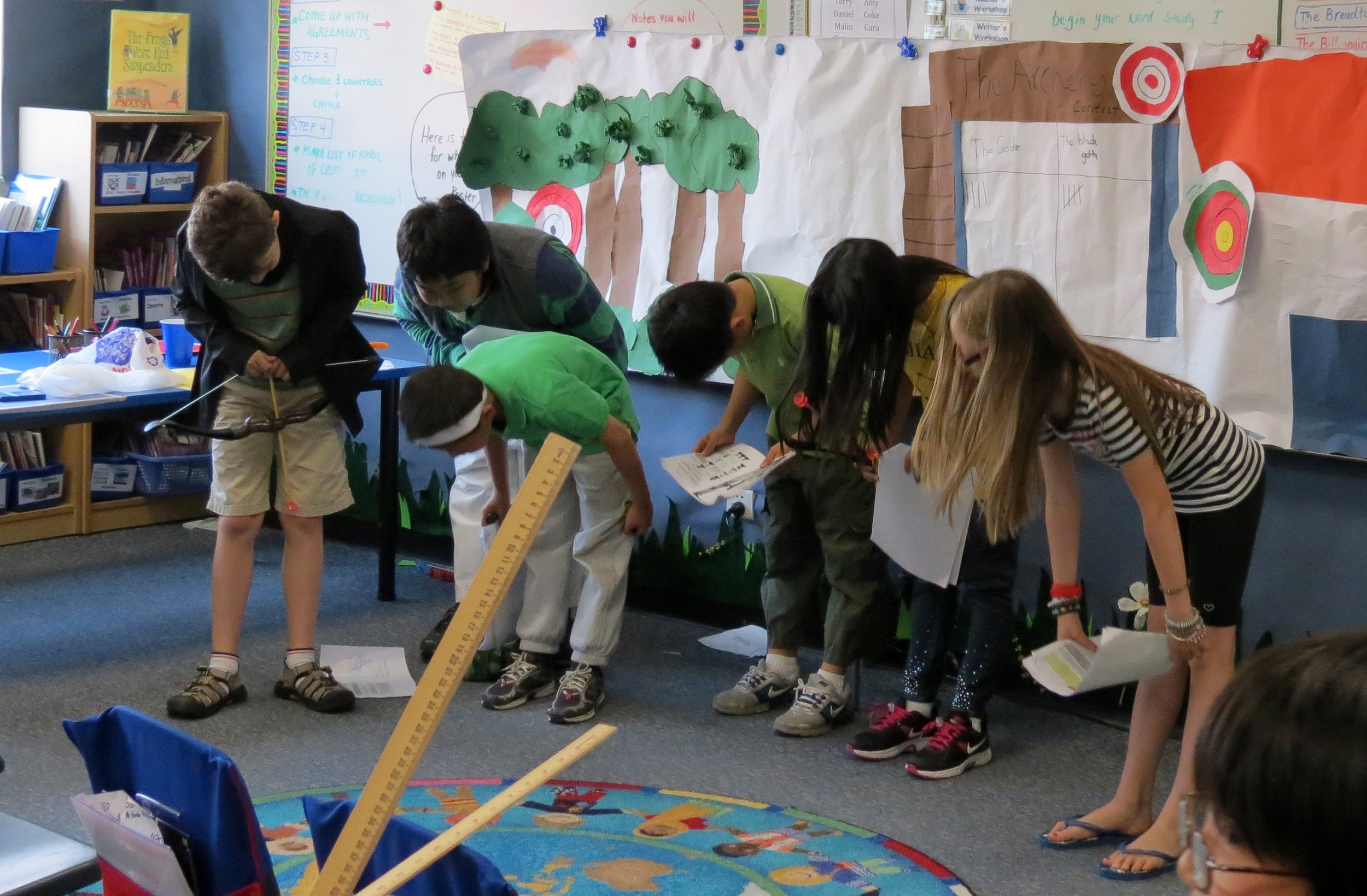 COKIE'S 3RD GRADE PLAY - MAY 17 2012 (8).JPG