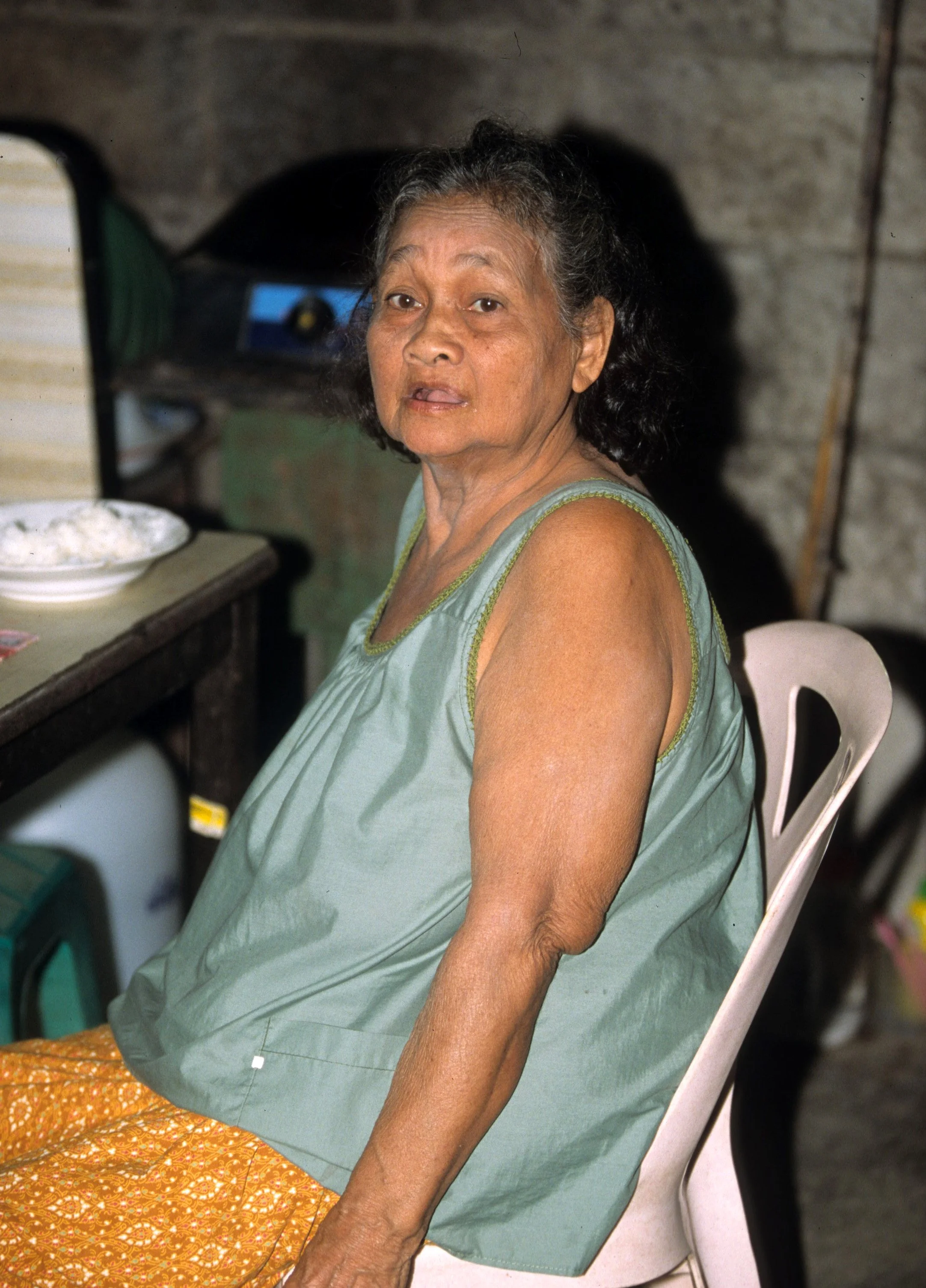 2009 Nakhonsithammarat Thailand with Family & Floods (35).jpg