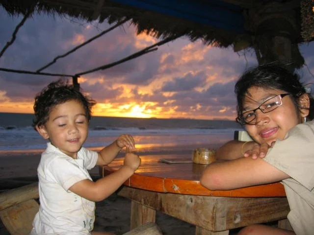 KOH LANTA - OTTOS PUB - 2005 (11).jpg