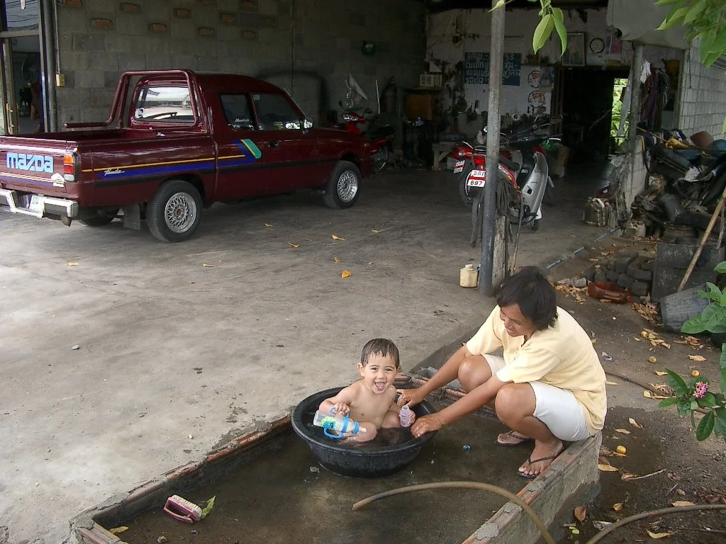 2004 Nakhonsithammarat with Family  (31).JPG