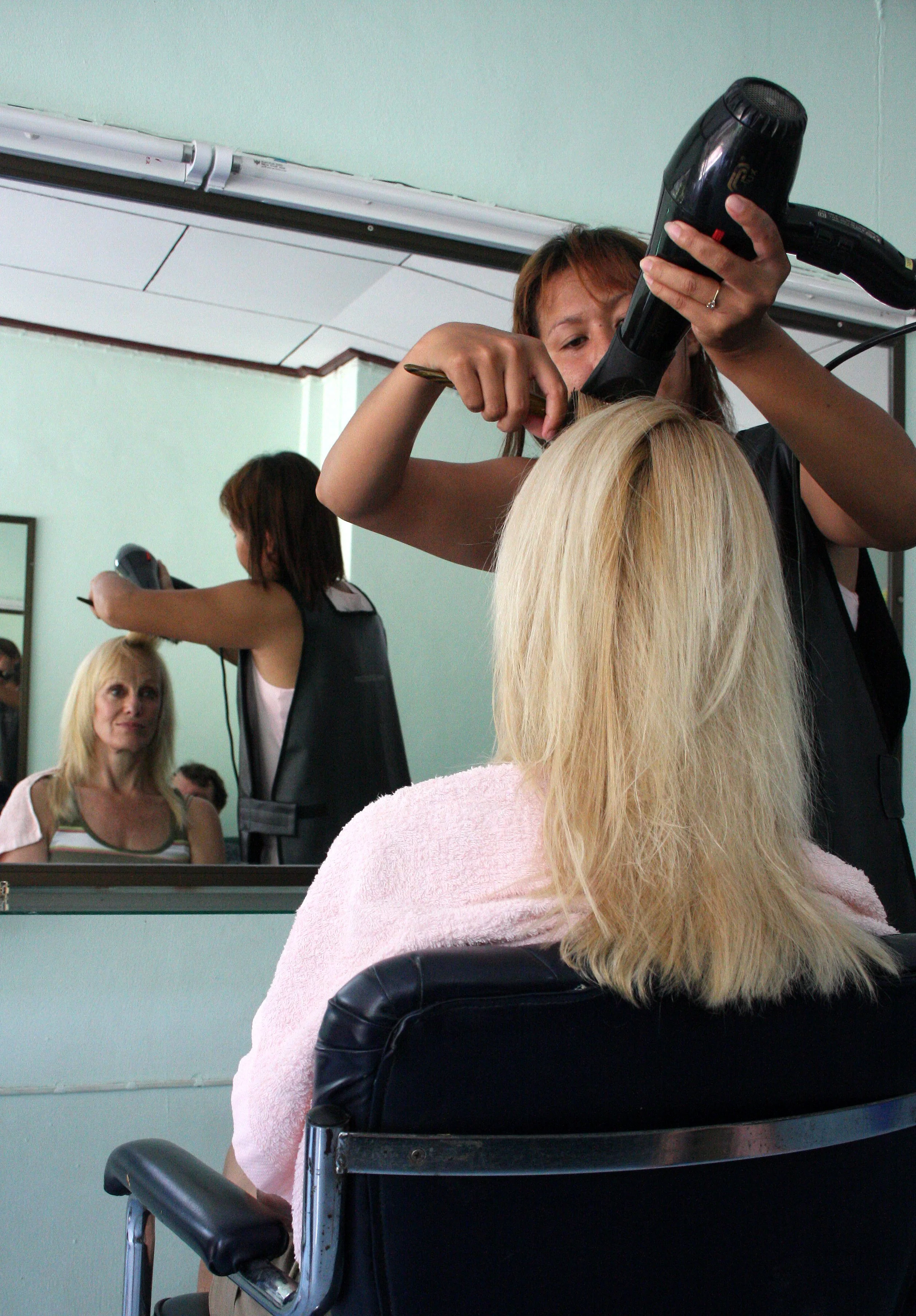 2008 Promluk Property And Family - Nawarn, Dad, etc (6).JPG